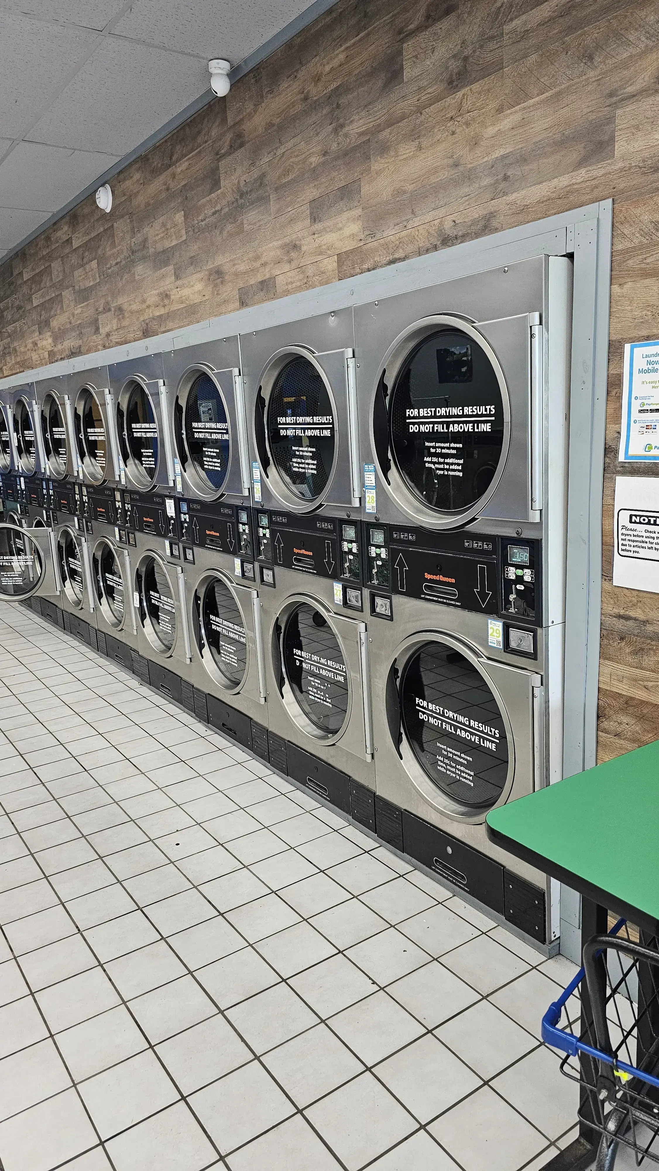 Washhaus Laundromat thumbnail 20