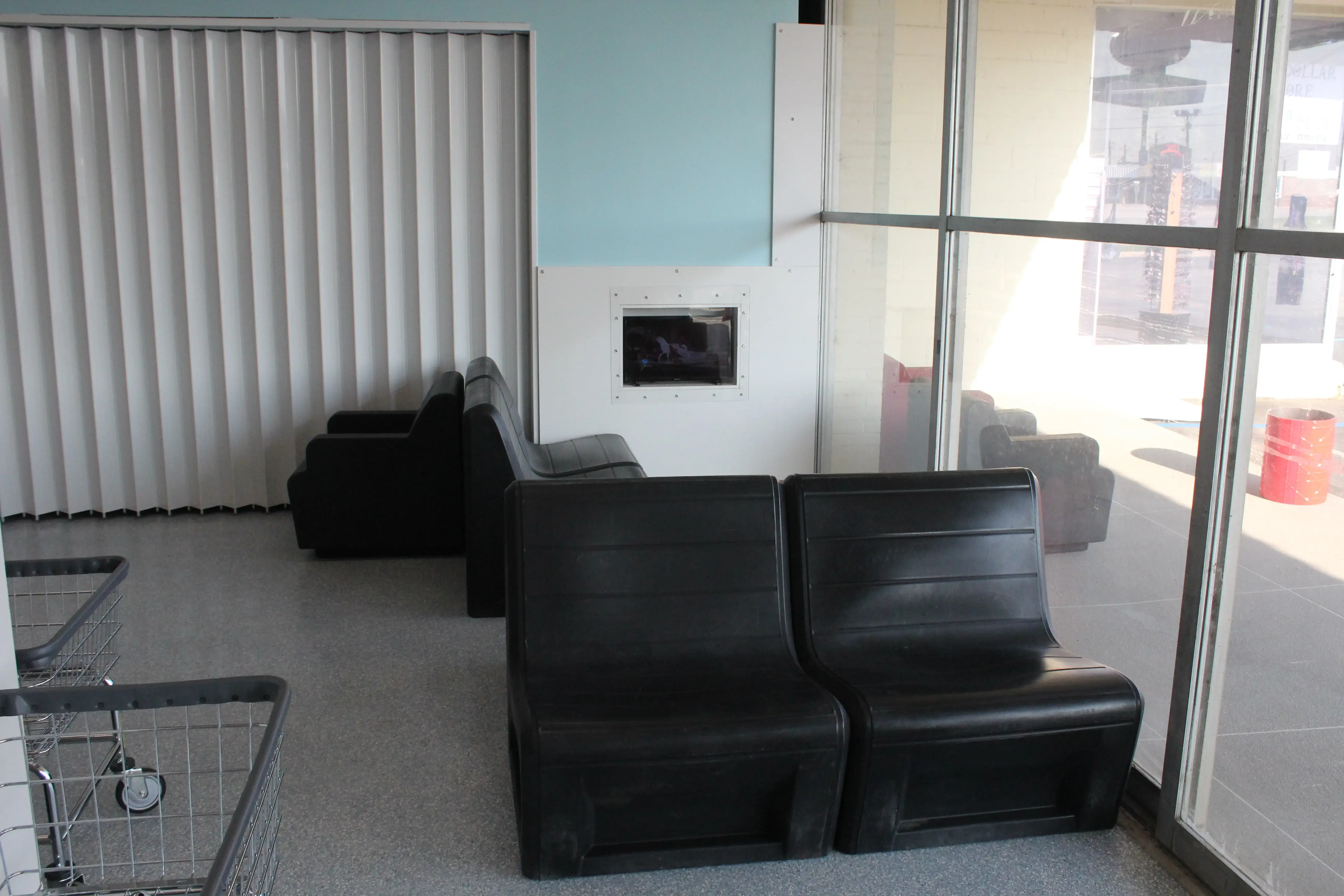 Washin Oxford Coin Laundry - Image 6