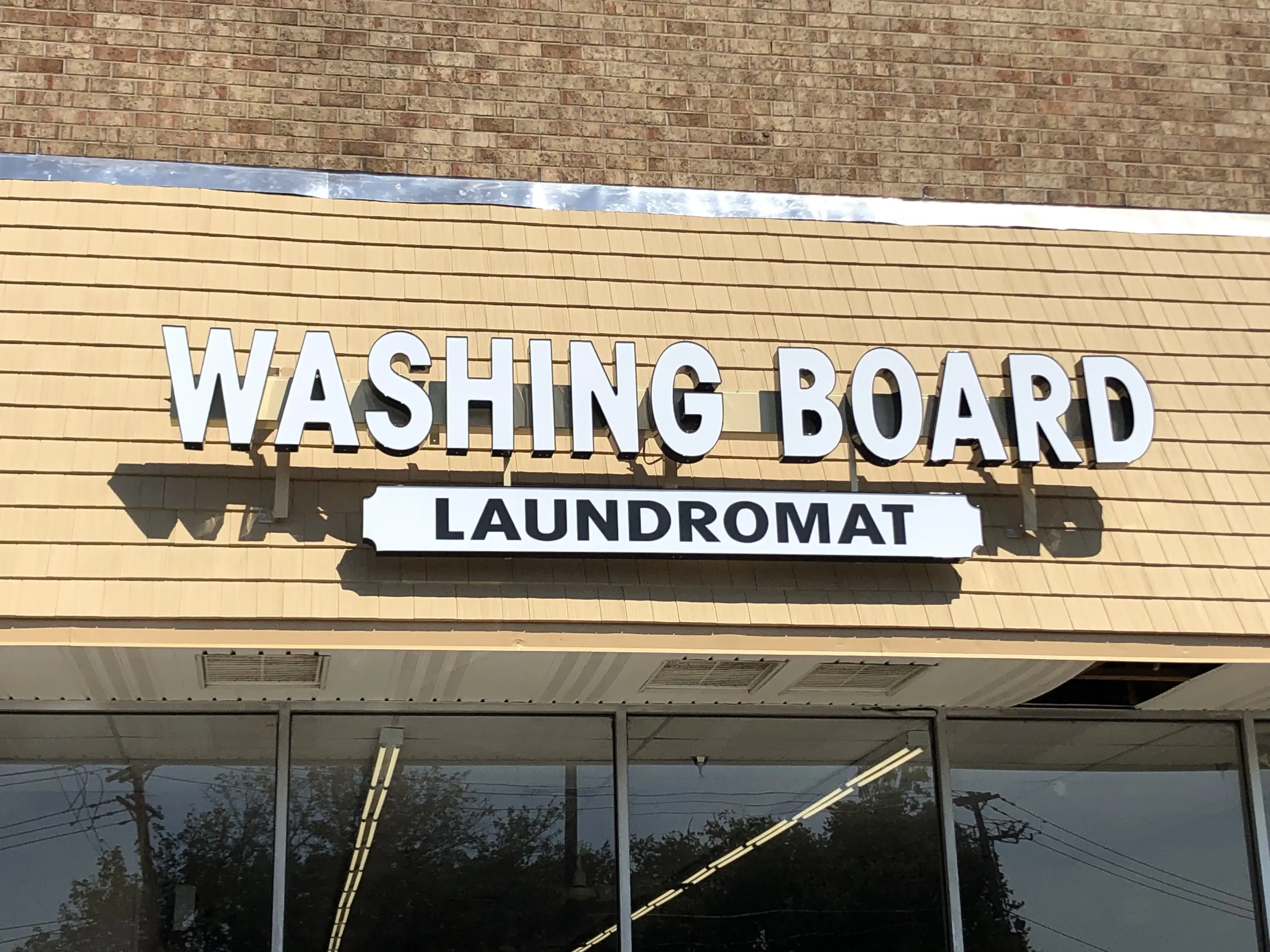 Washing Board laundromat thumbnail 2