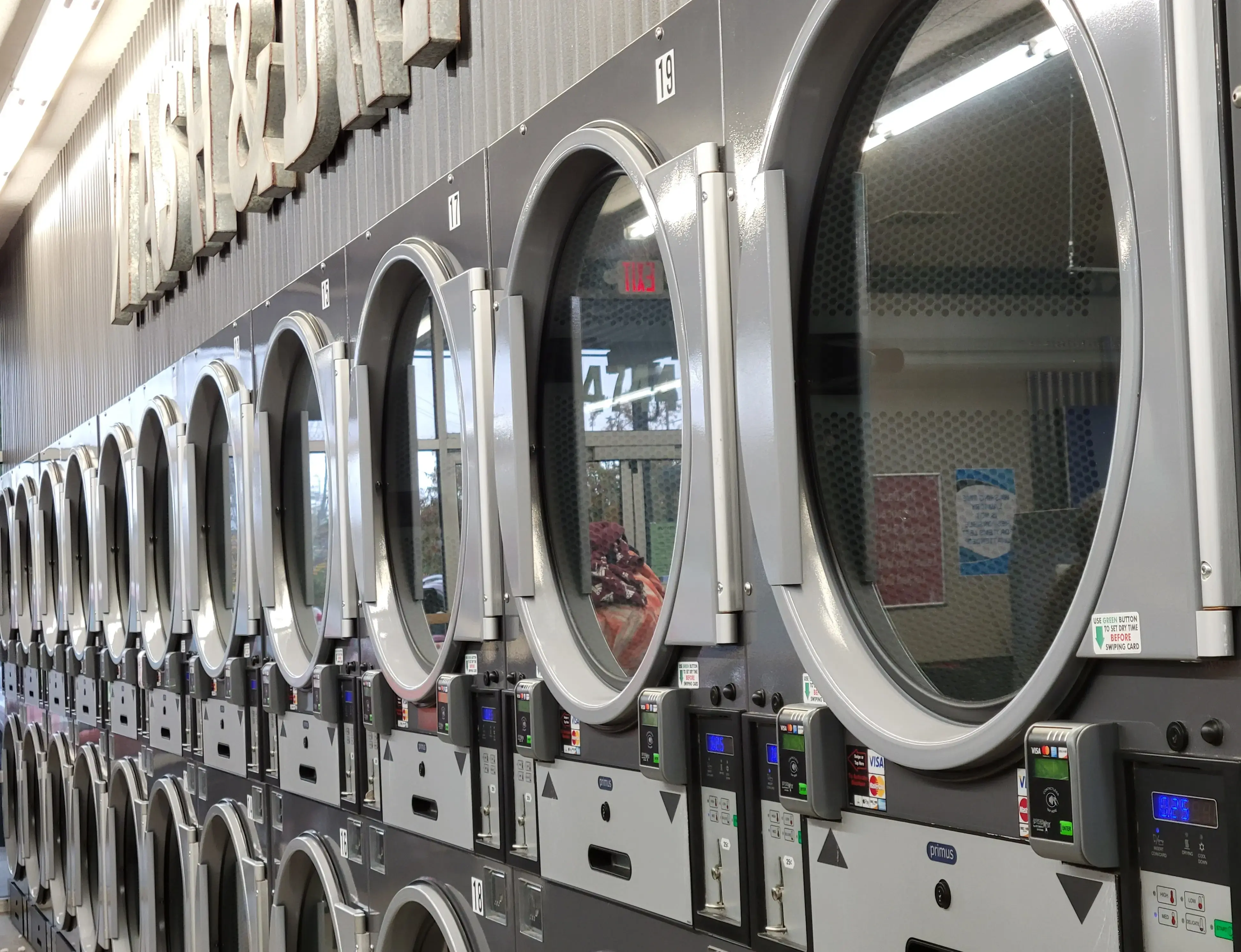 Washing Time Laundry thumbnail 10