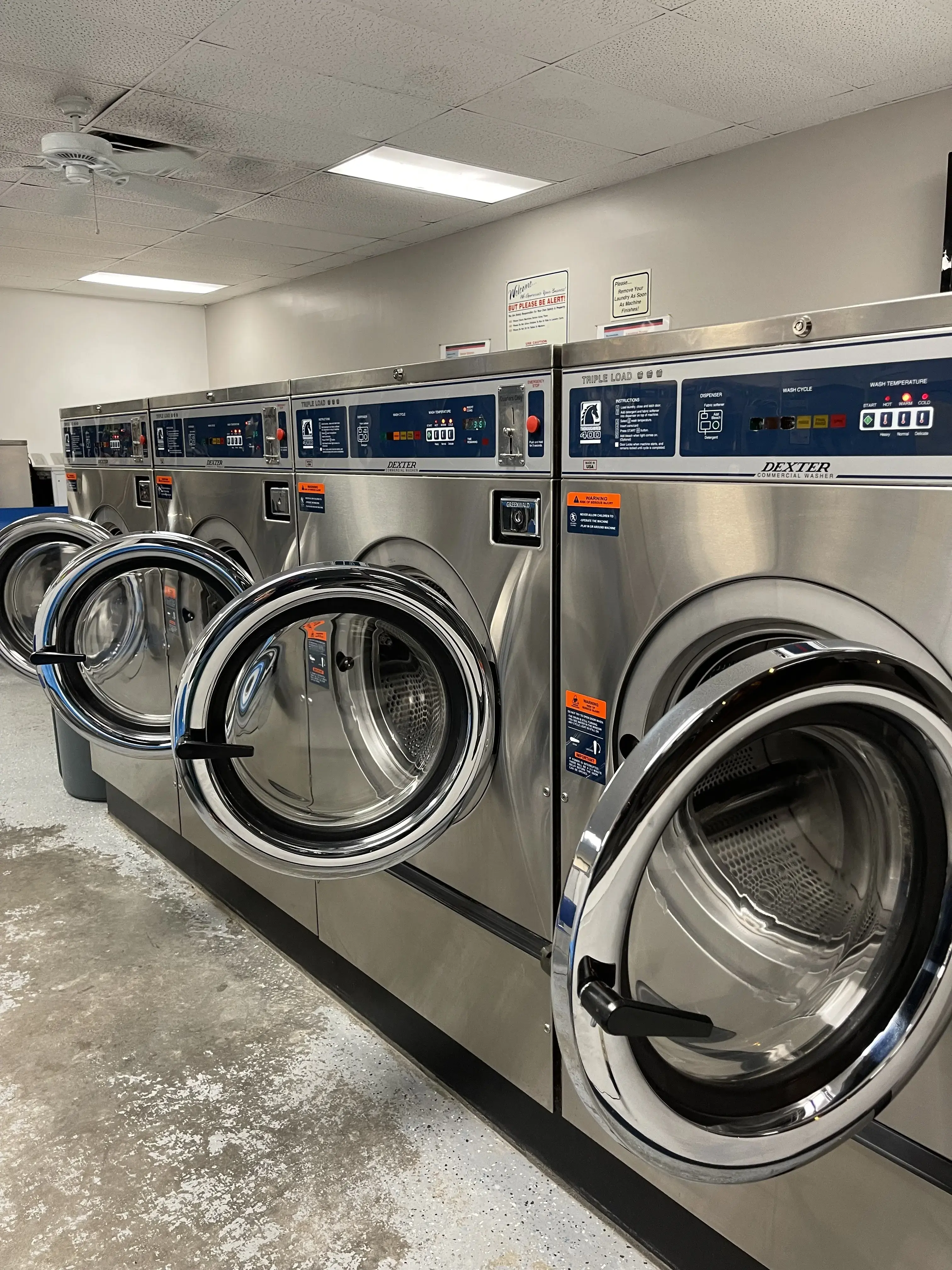 Washing Well Coin Laundry - Image 2