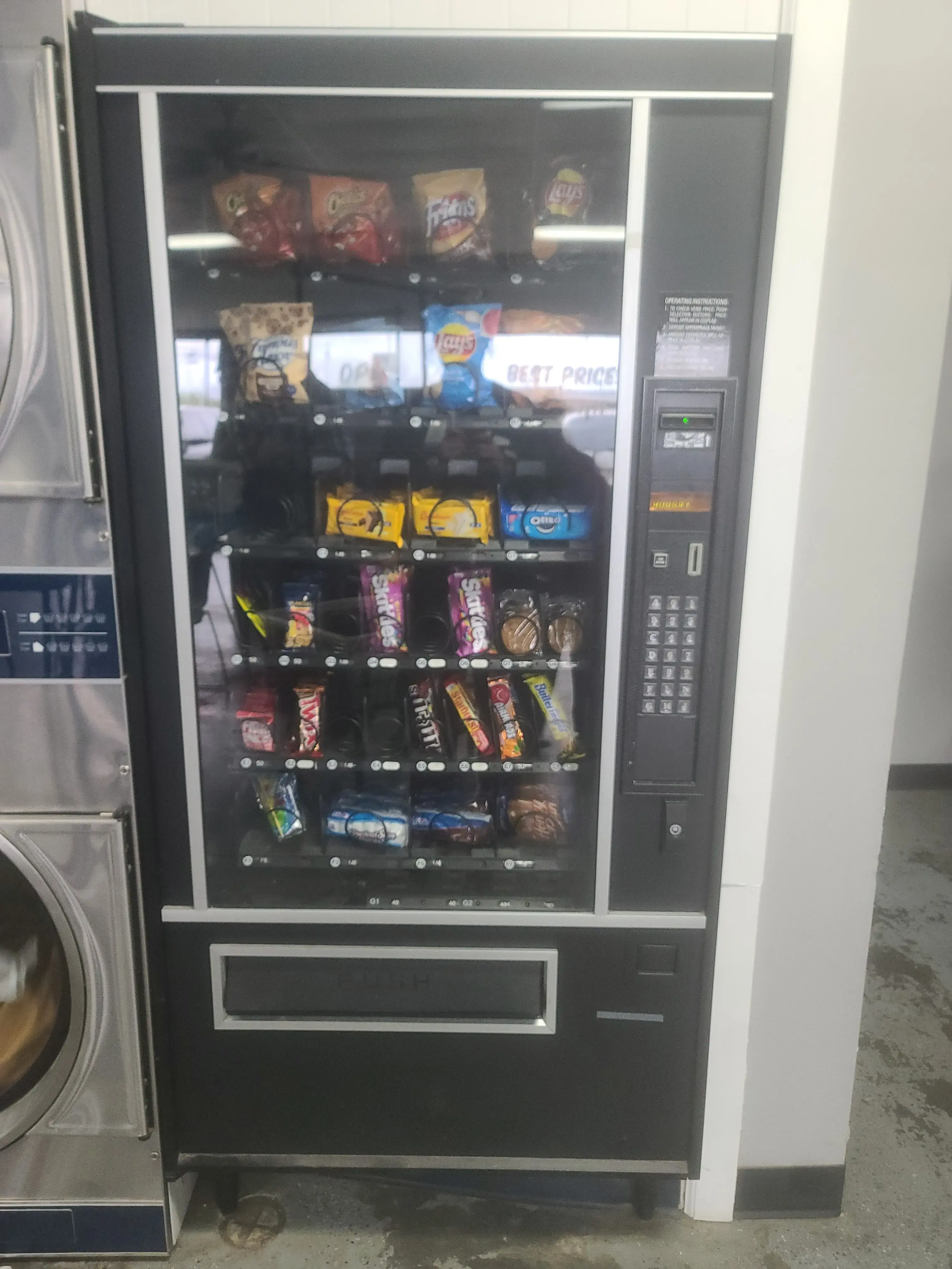 Washing Well Coin Laundry thumbnail 7