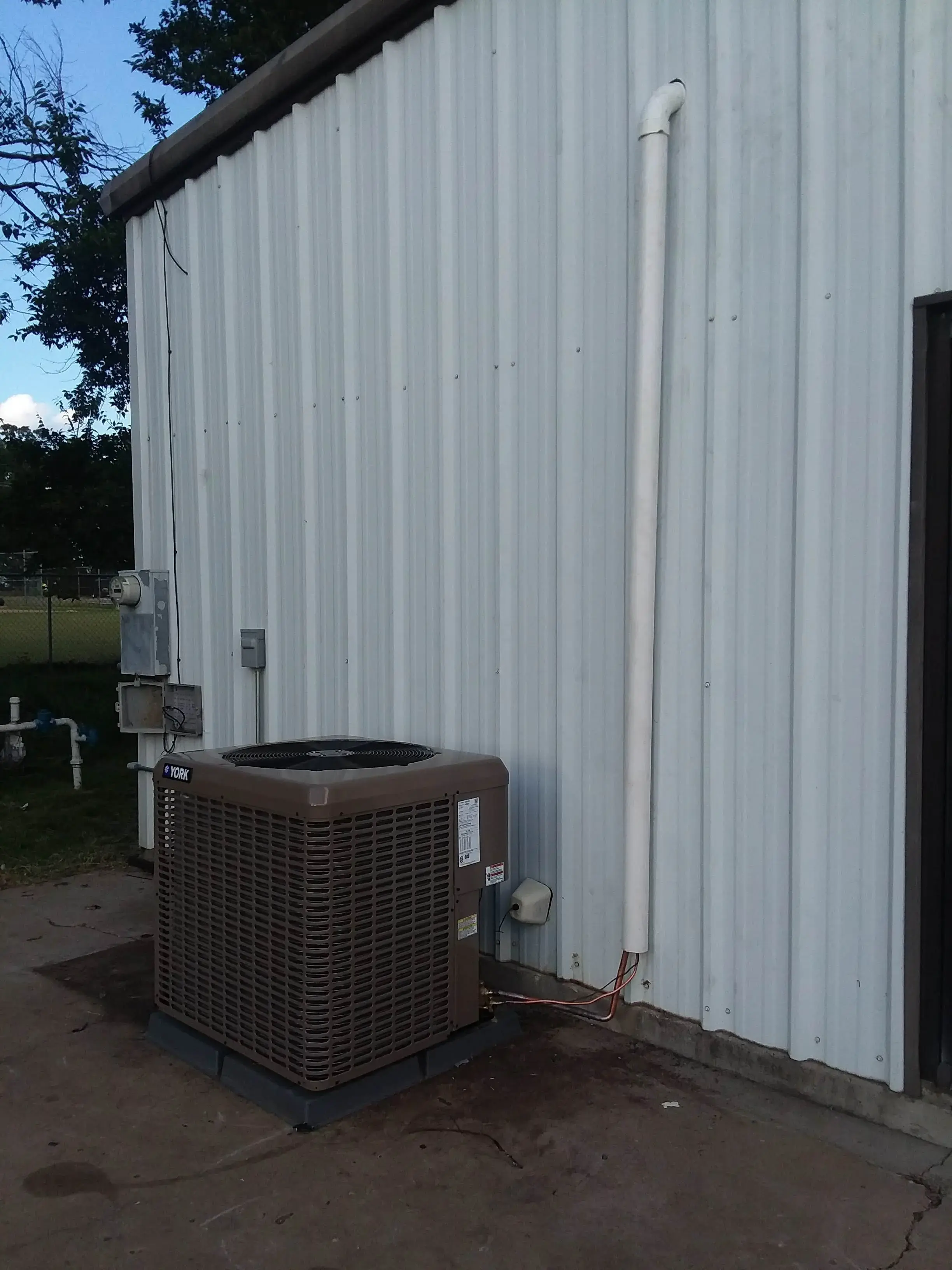 Washing Well Coin Laundry - Image 16