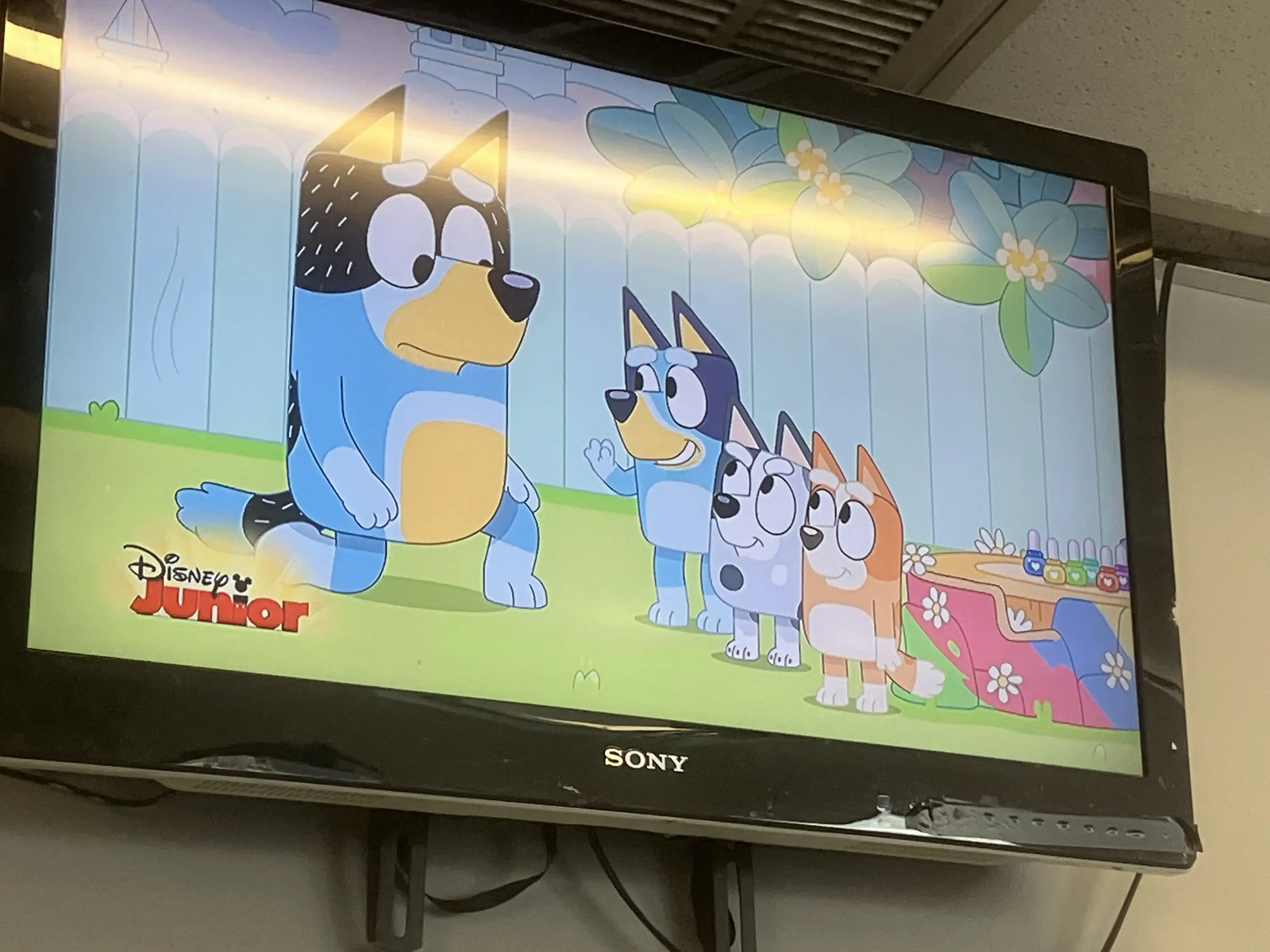 Washing Well Coin Laundry - Image 11