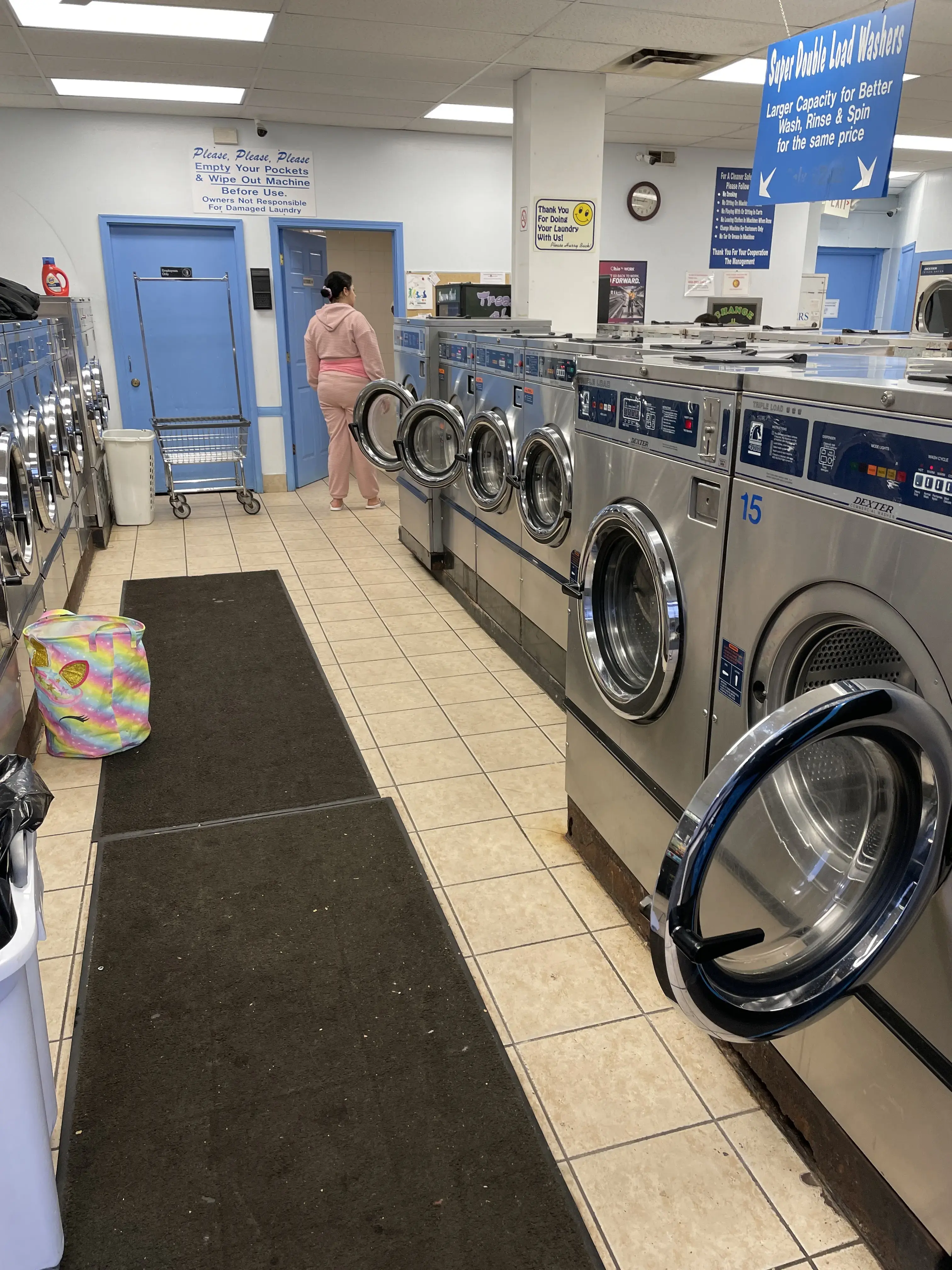 Washing Well Laundry thumbnail 2