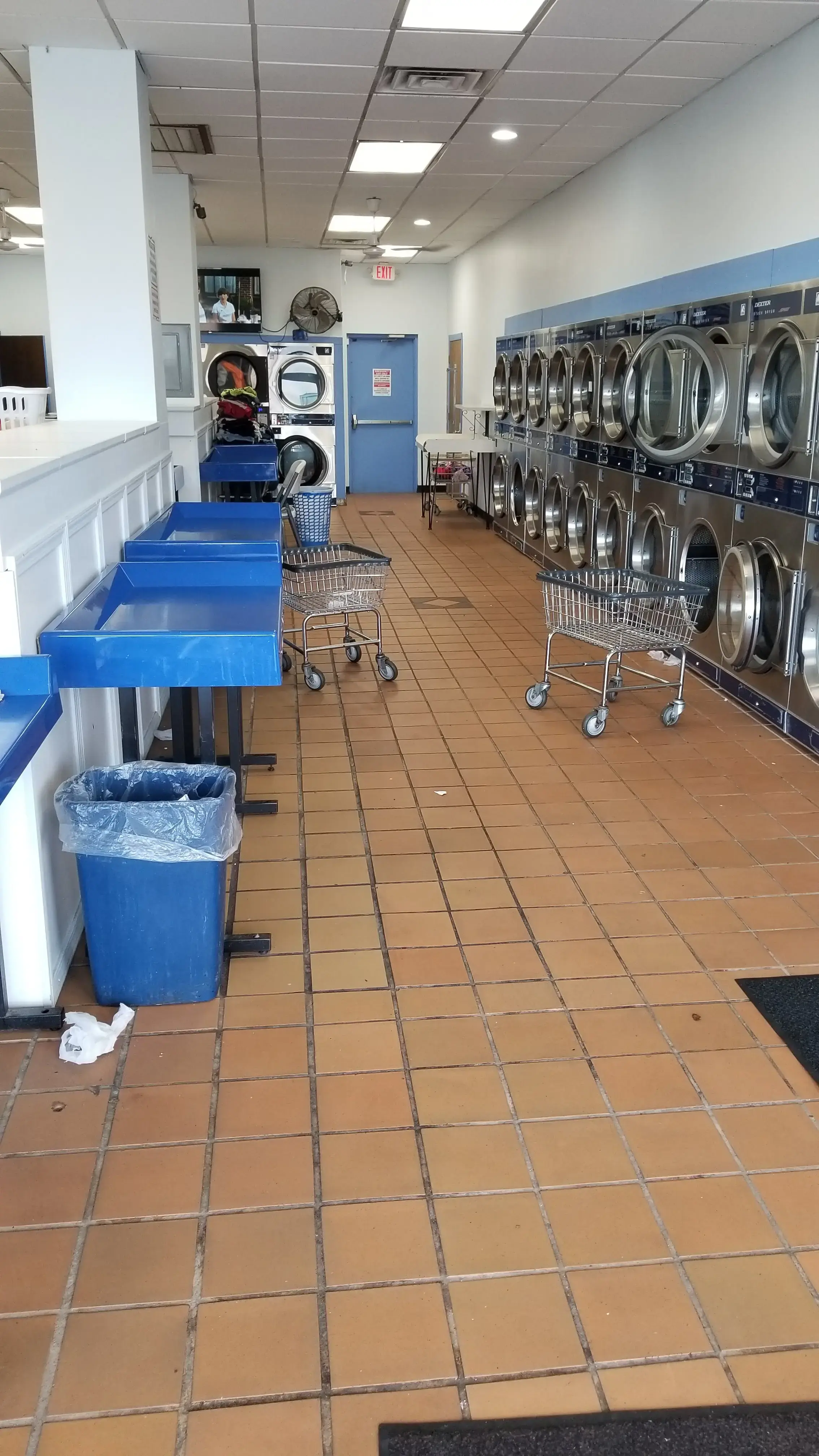 Washing Well Laundry - Image 16