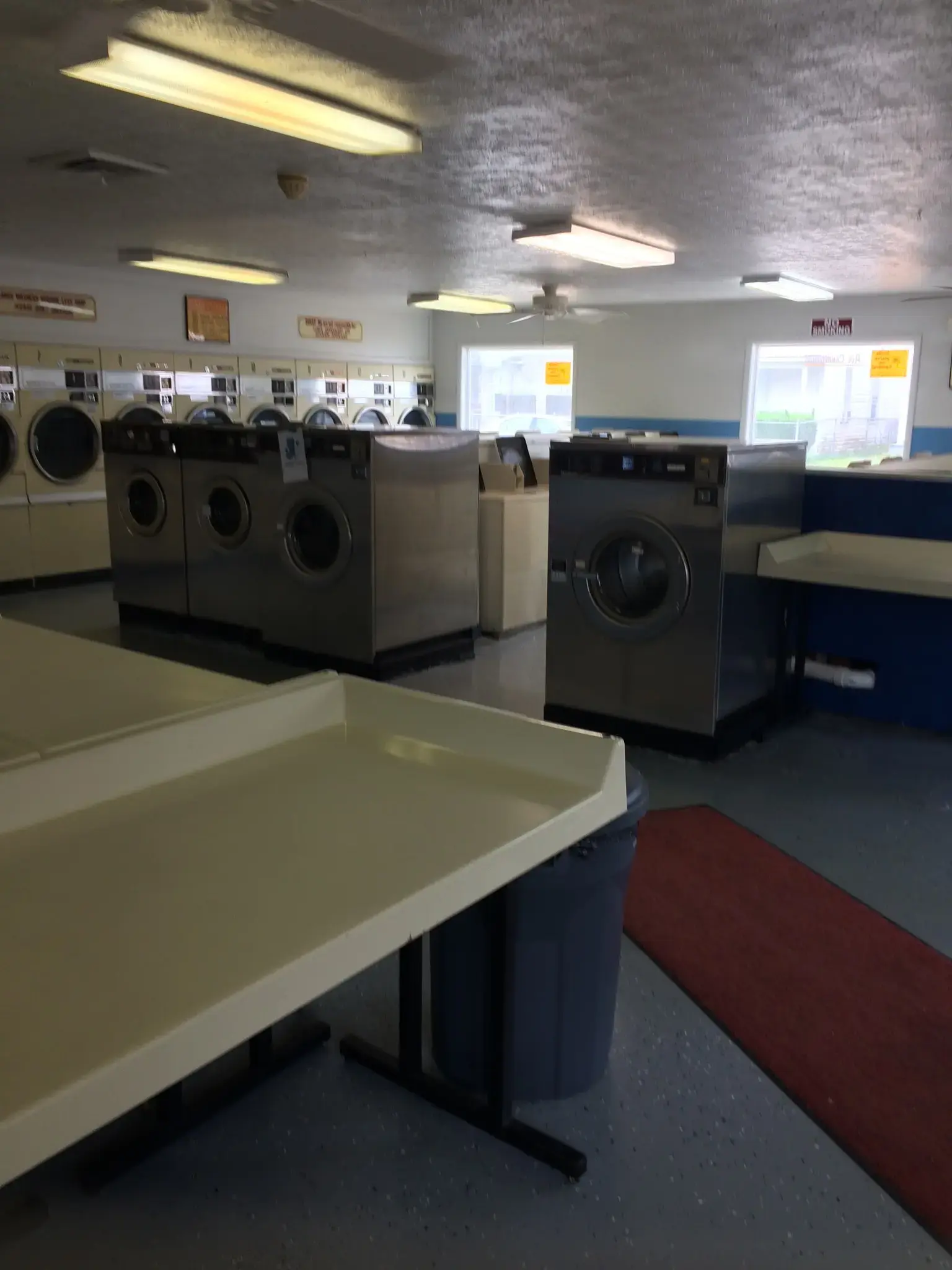 Washington Ave Express Laundromat thumbnail 3