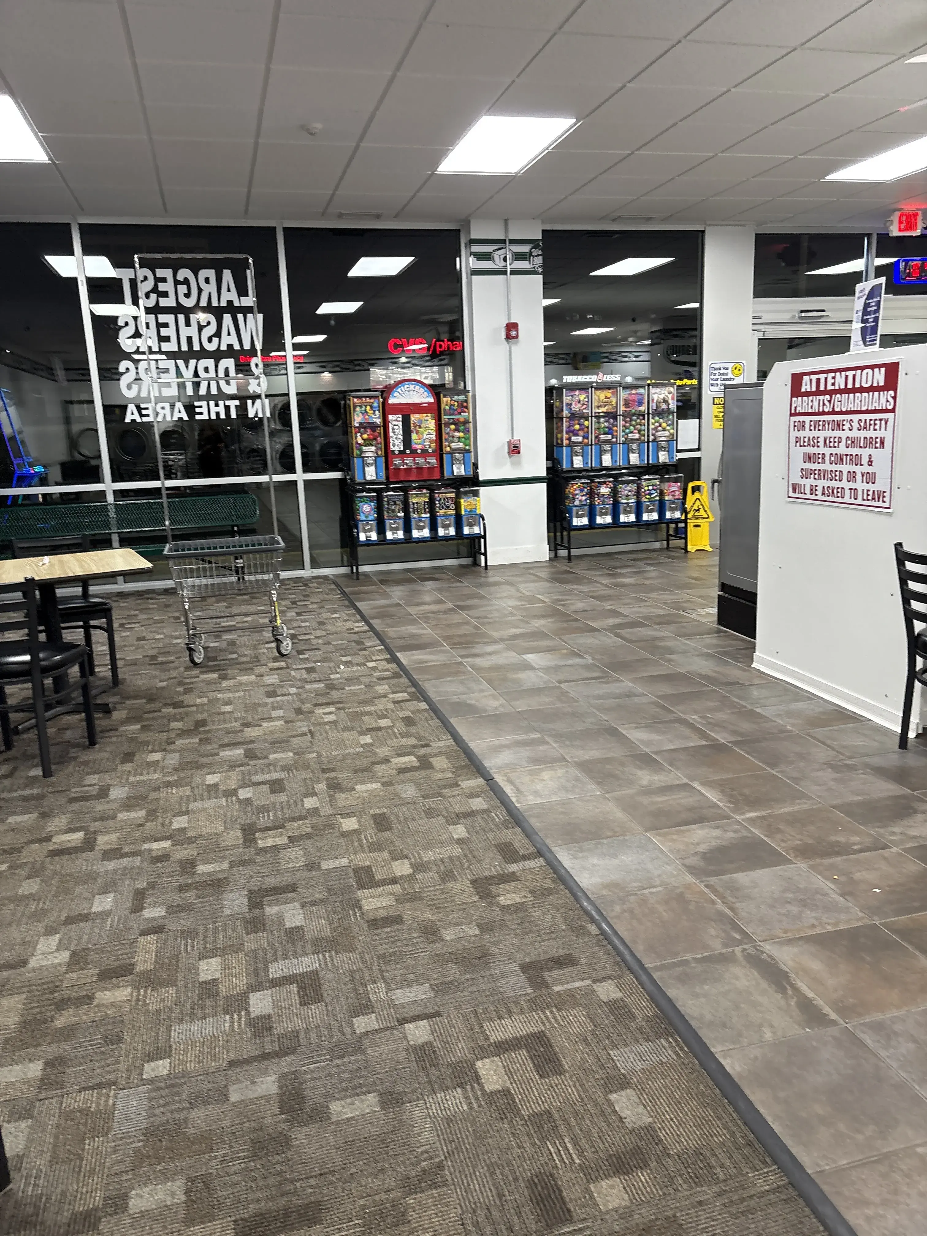 Washington Laundromat - Image 17