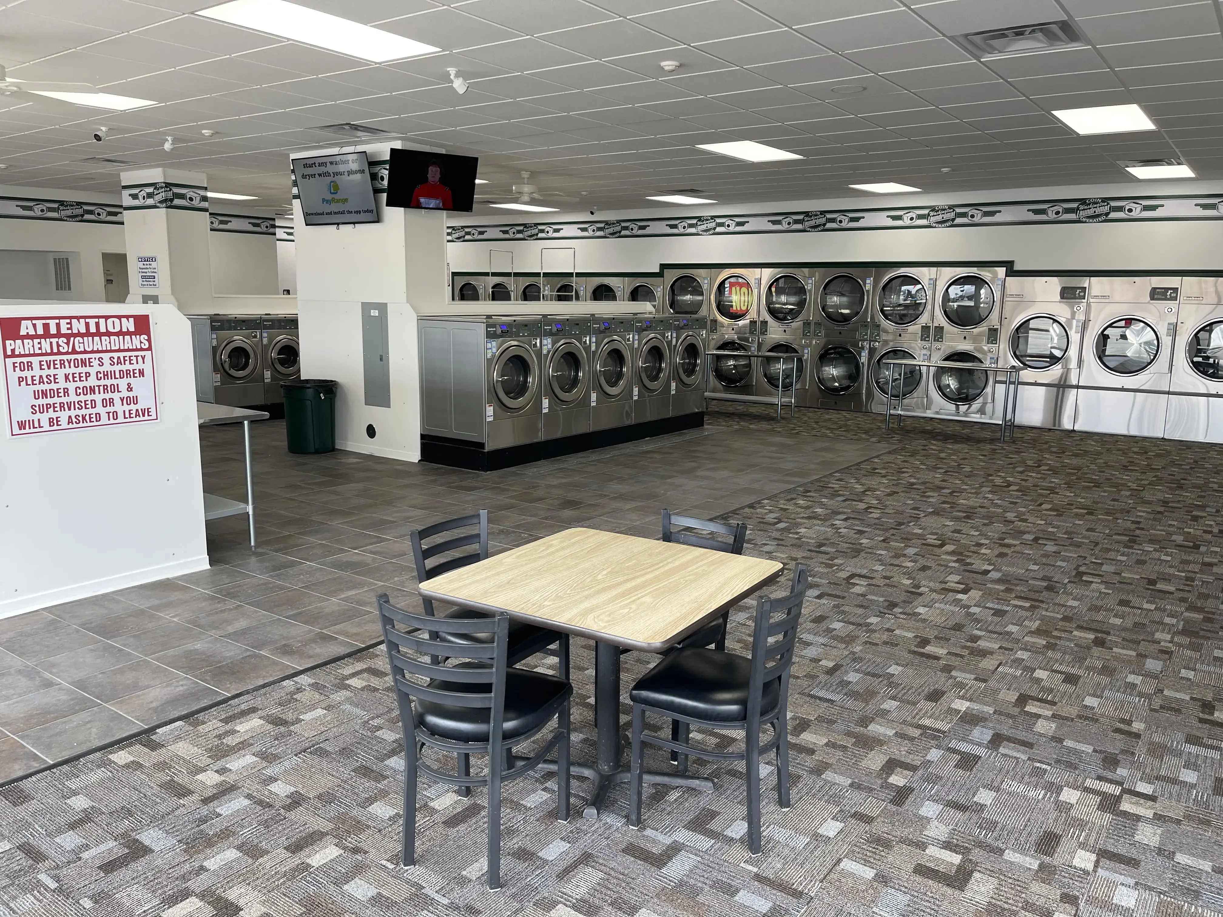 Washington Laundromat - Image 10