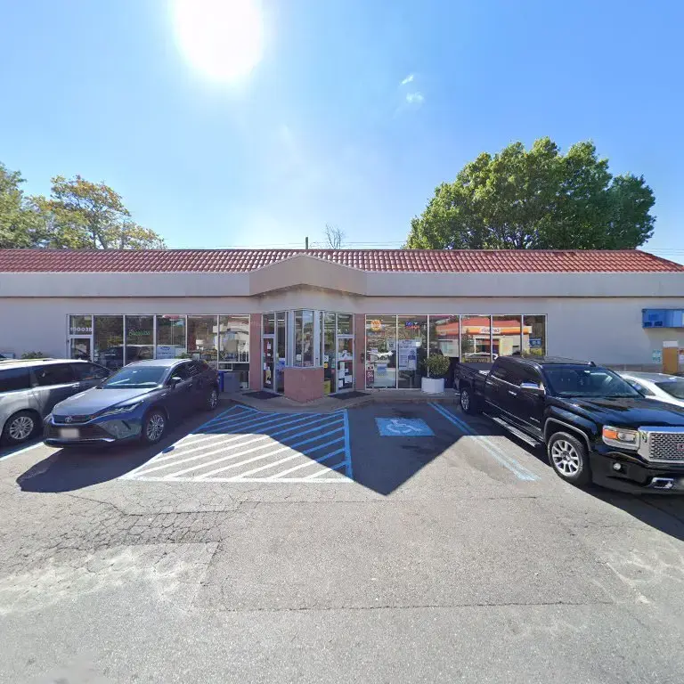 Washingtonian Cleaners - Image 3