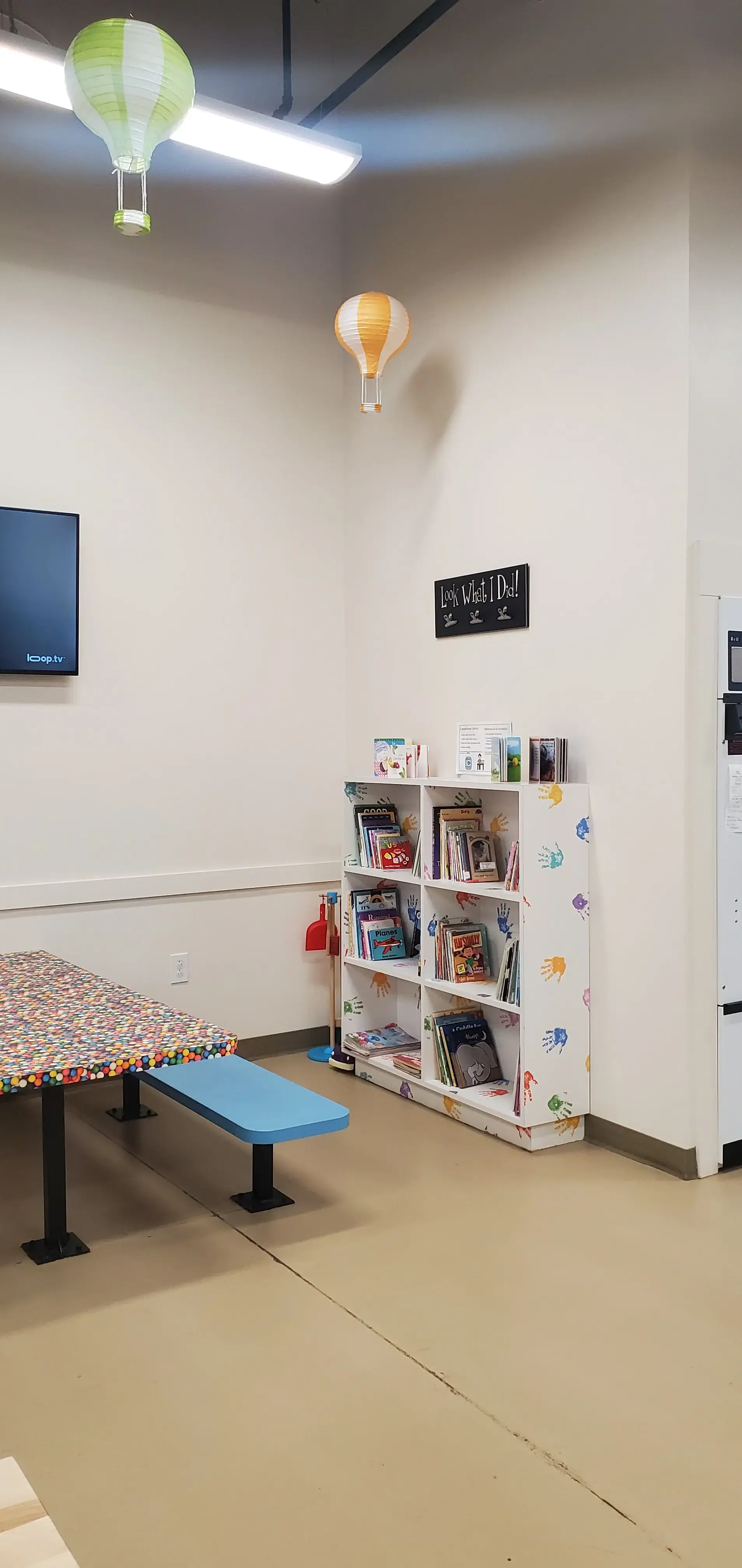 WashLand Laundromat - Image 16