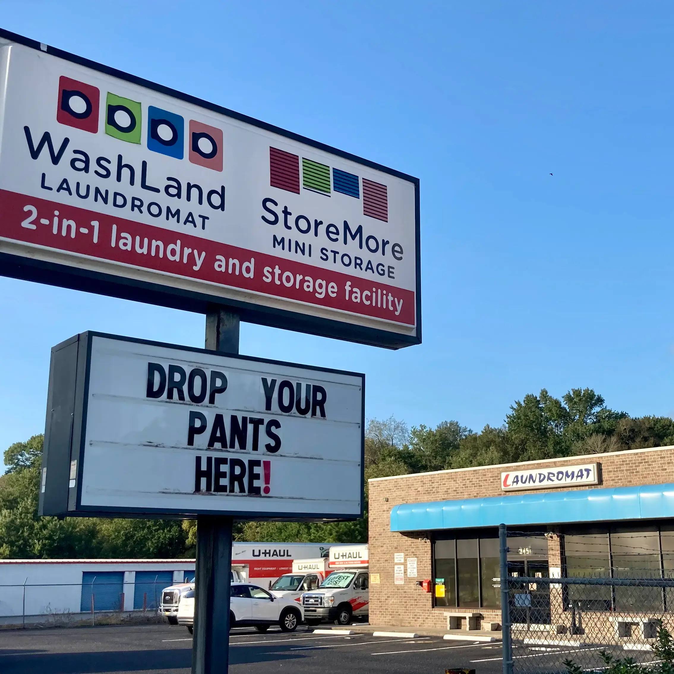 WashLand Laundromat - Image 5