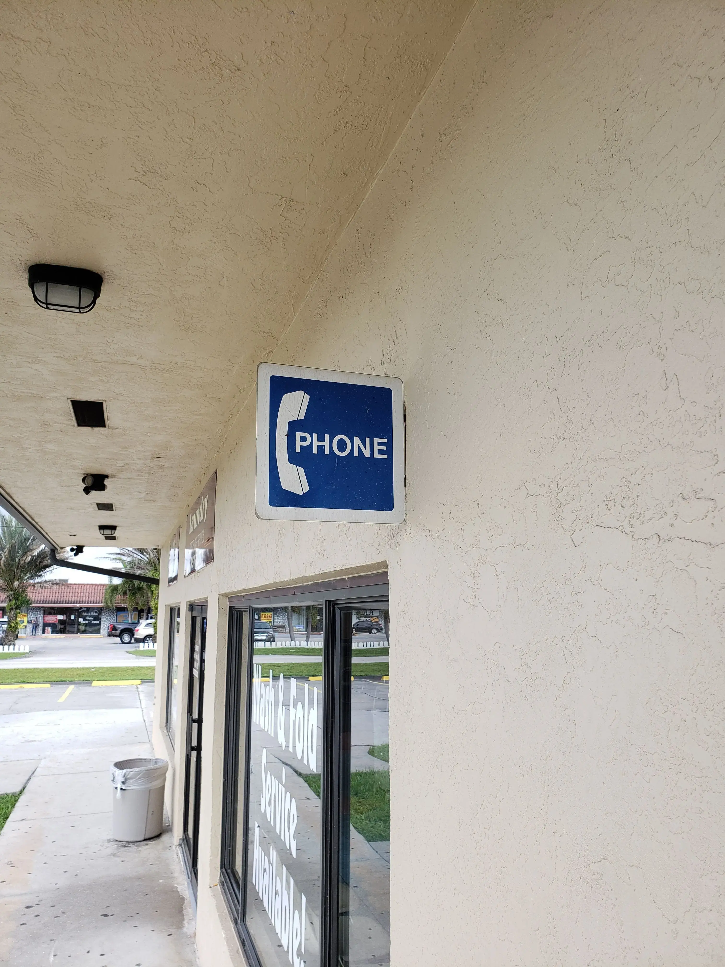 Washmart Coin Laundry - Image 8