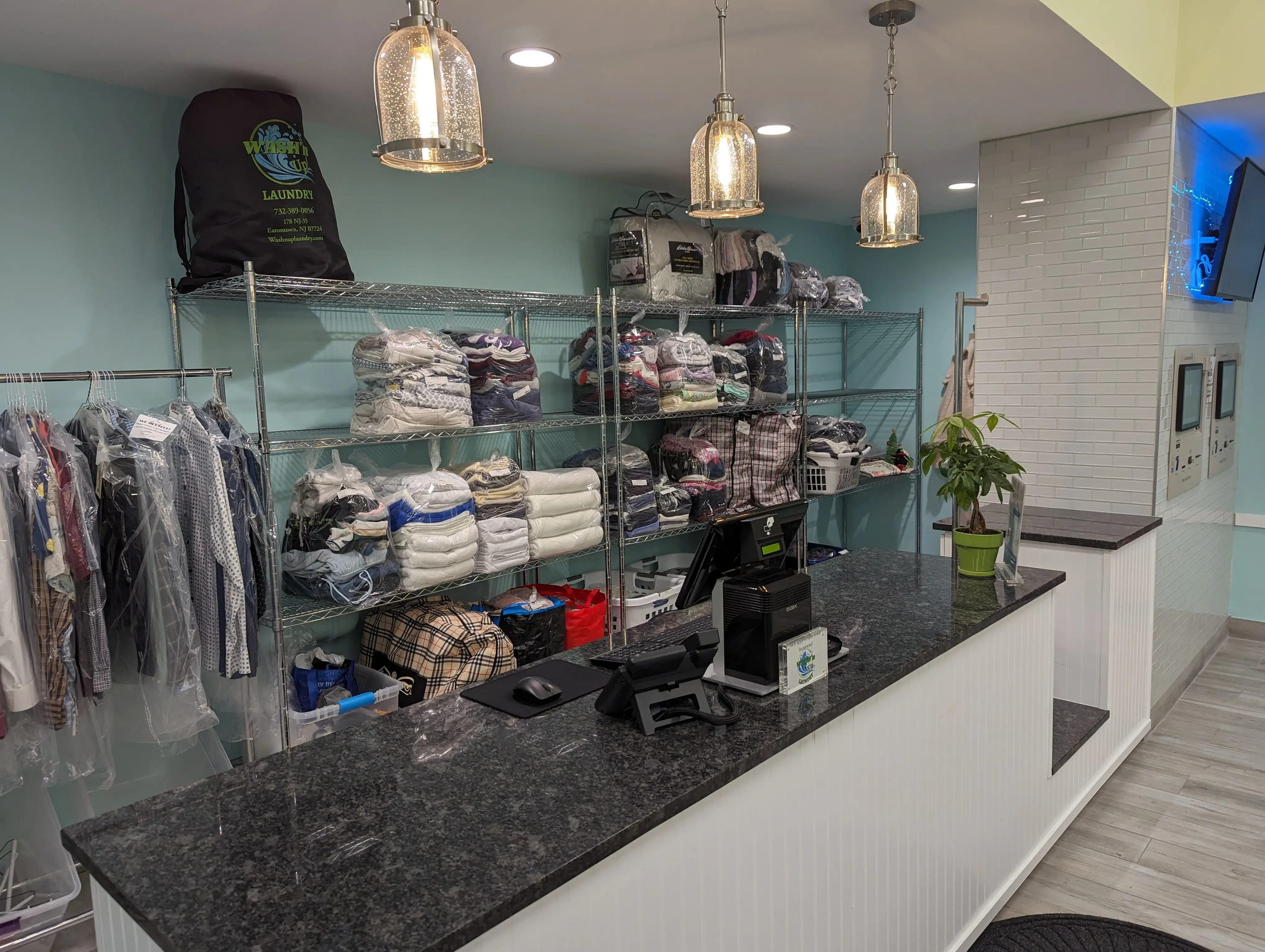 Wash'n Up Laundry - Image 10