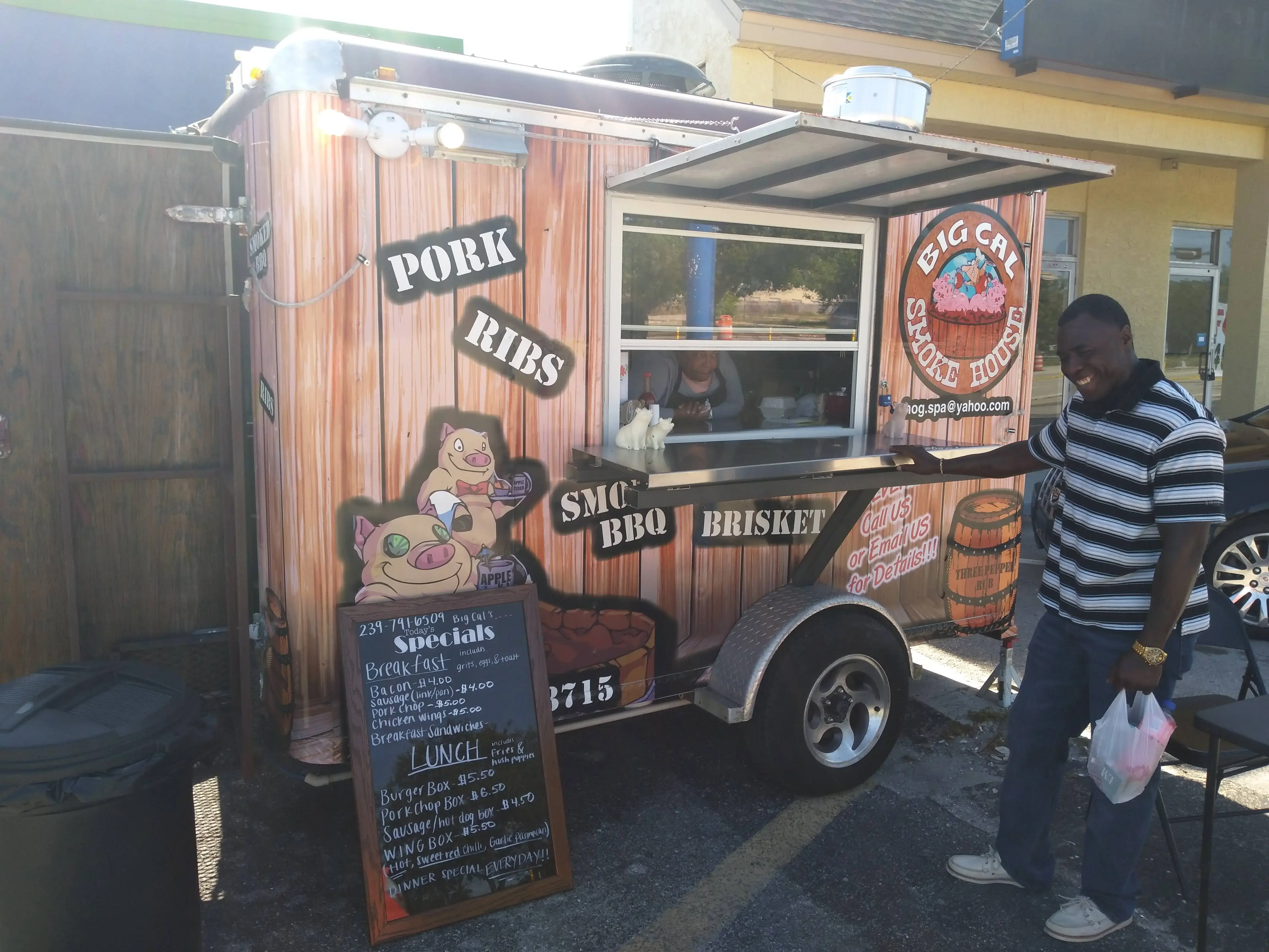 WasHouse Laundry & Drop-Off Service thumbnail 6