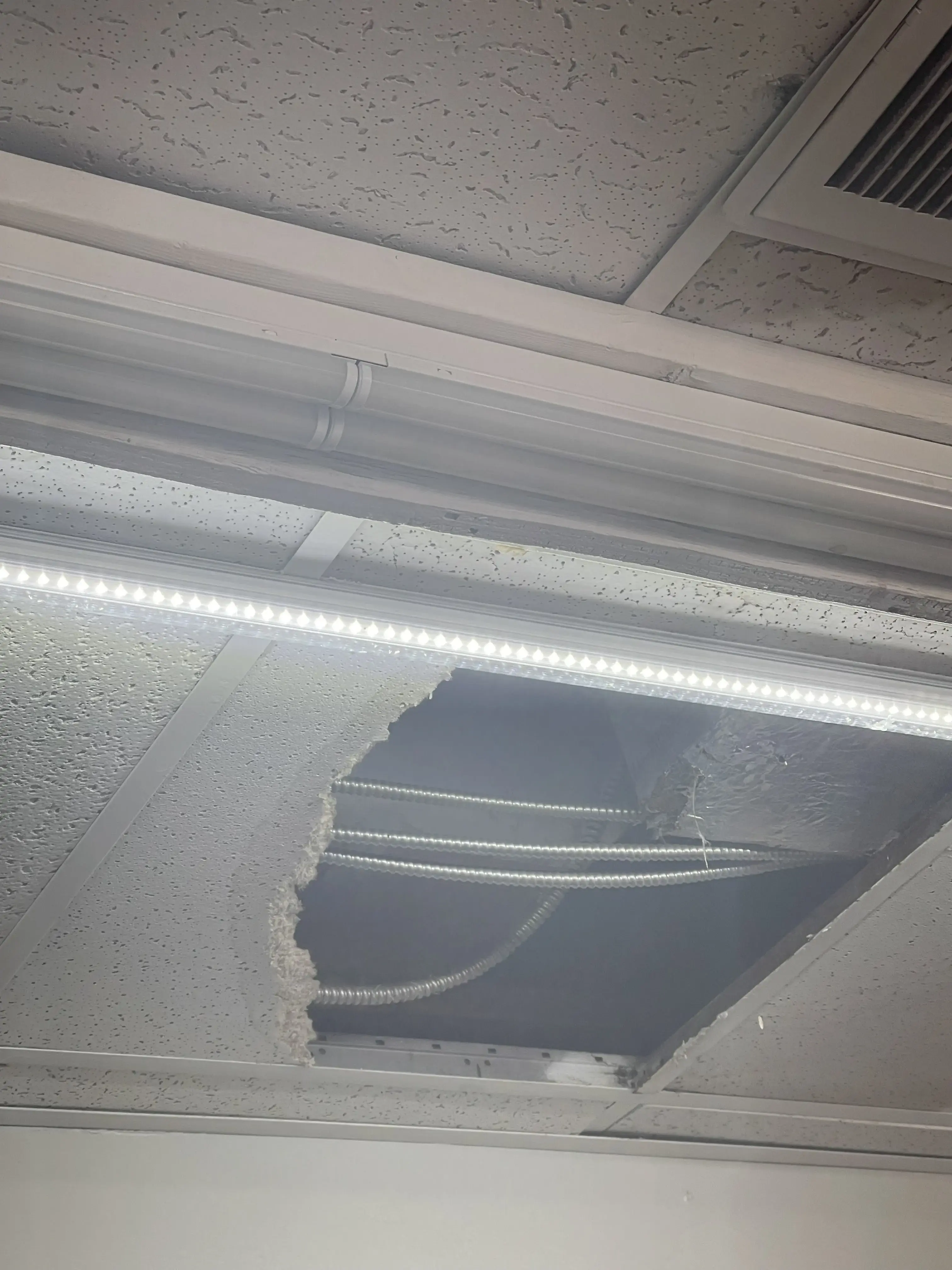 WasHouse Laundry & Drop-Off Service Naples - Image 17