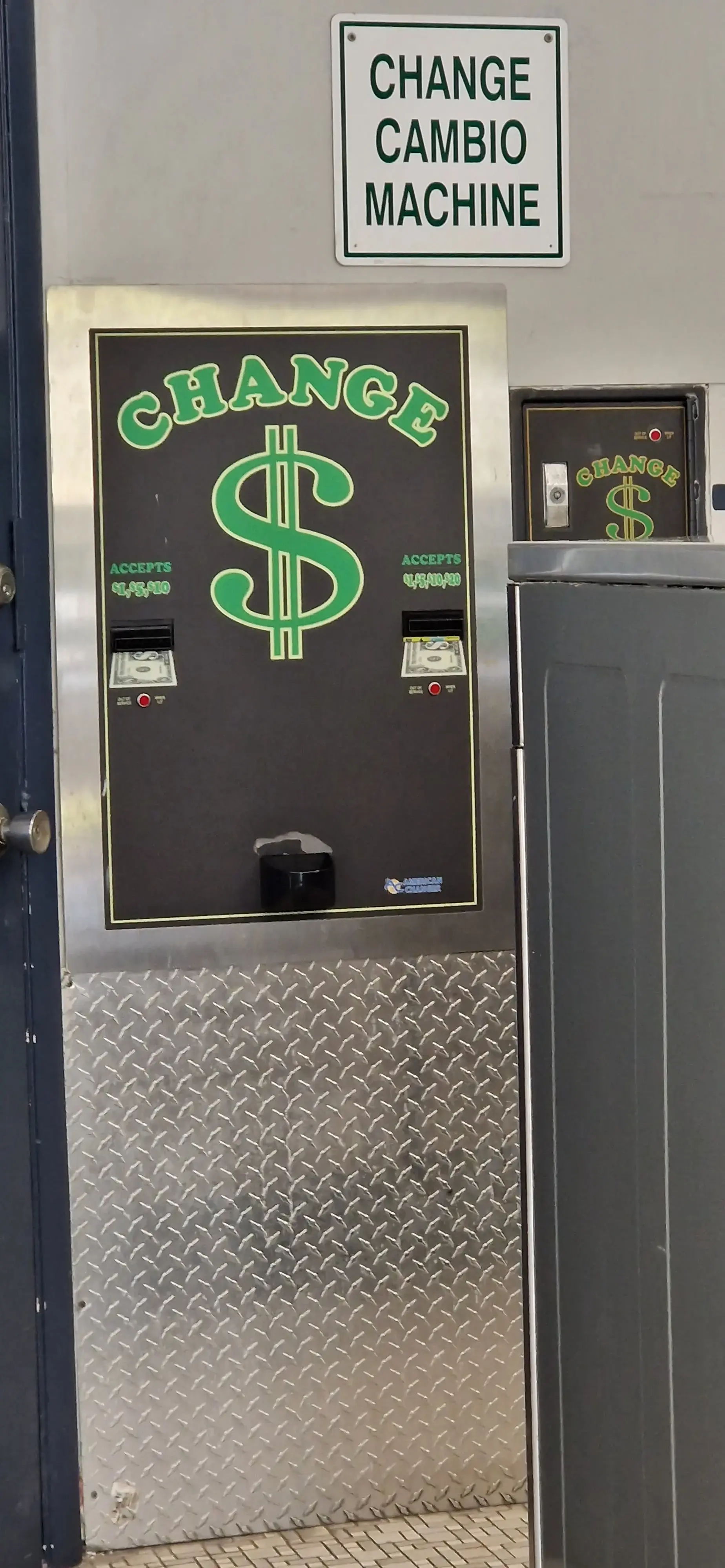 WasHouse Laundry & Drop-Off Service Naples thumbnail 14