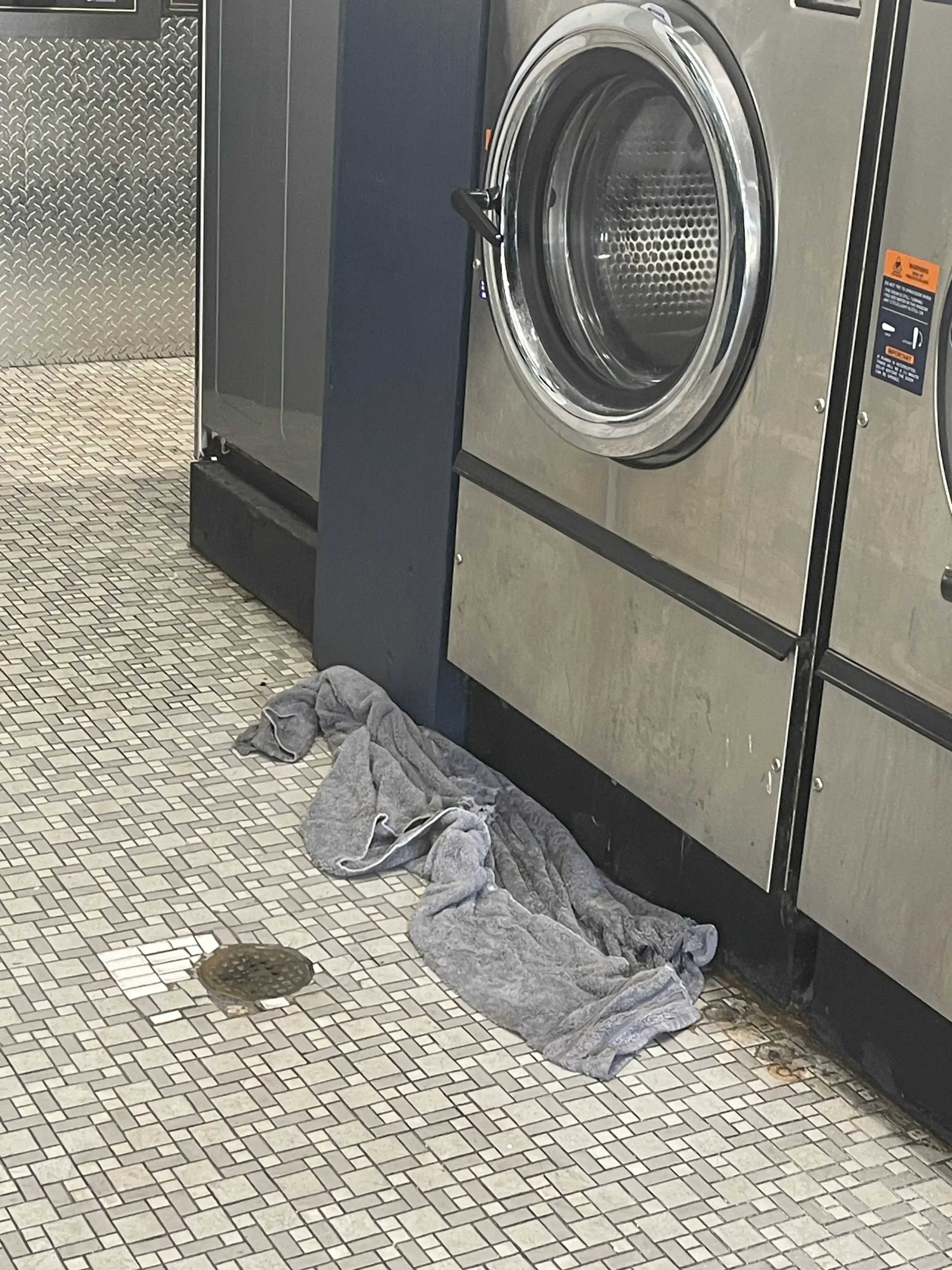 WasHouse Laundry & Drop-Off Service Naples - Image 18