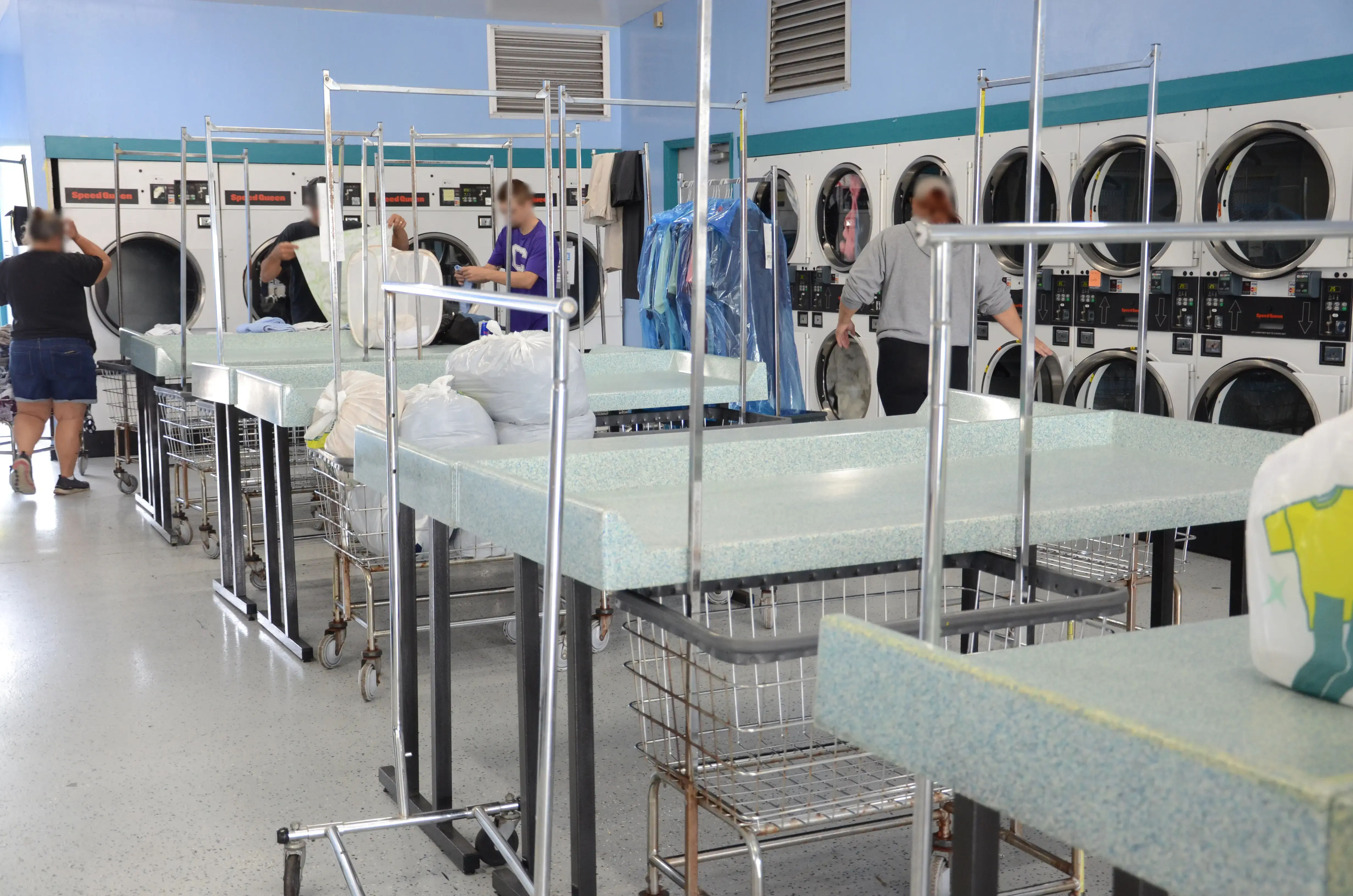 WasHouse Laundry & Drop-Off Service North Fort Myers thumbnail 13