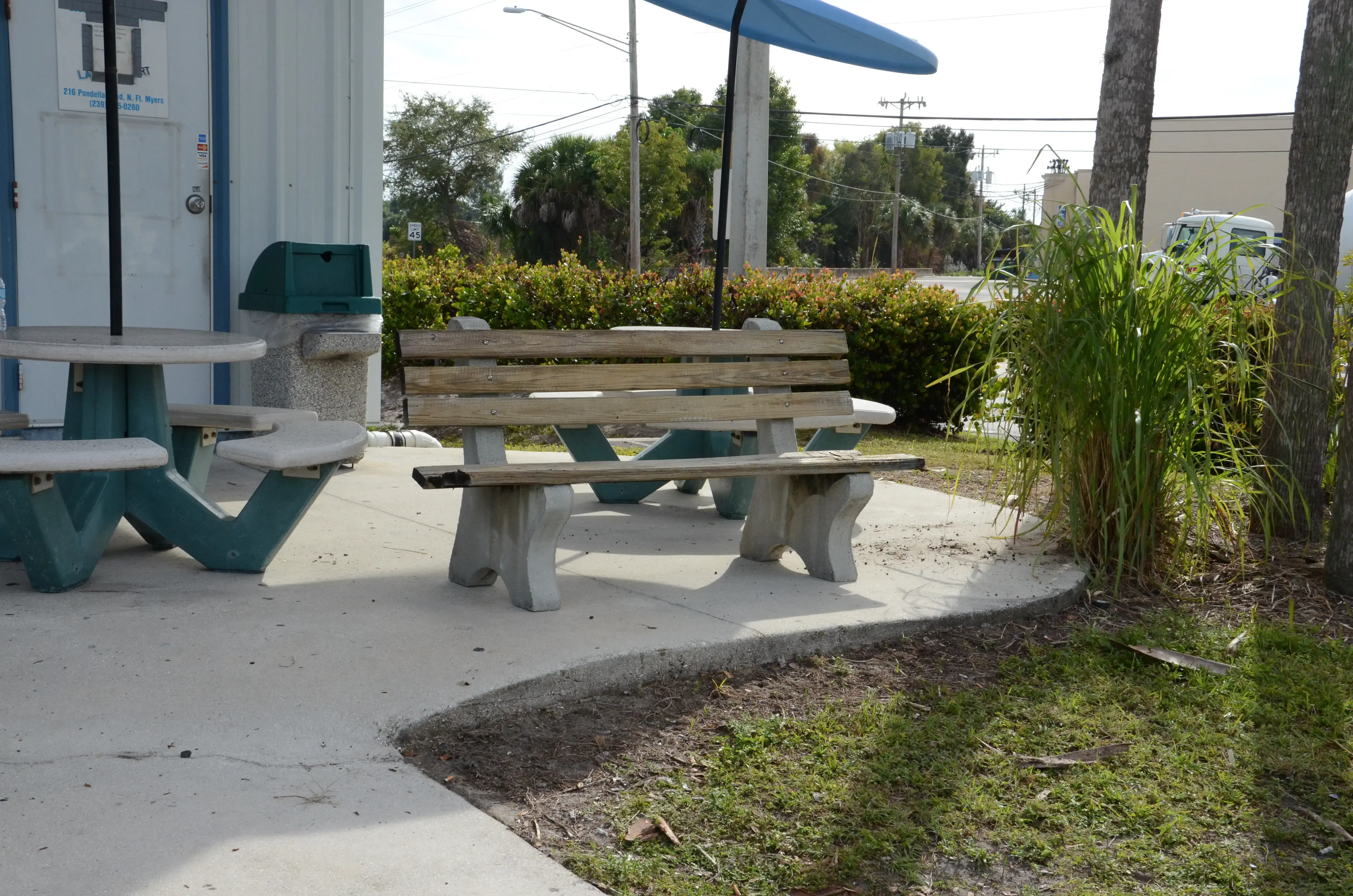 WasHouse Laundry & Drop-Off Service North Fort Myers - Image 6