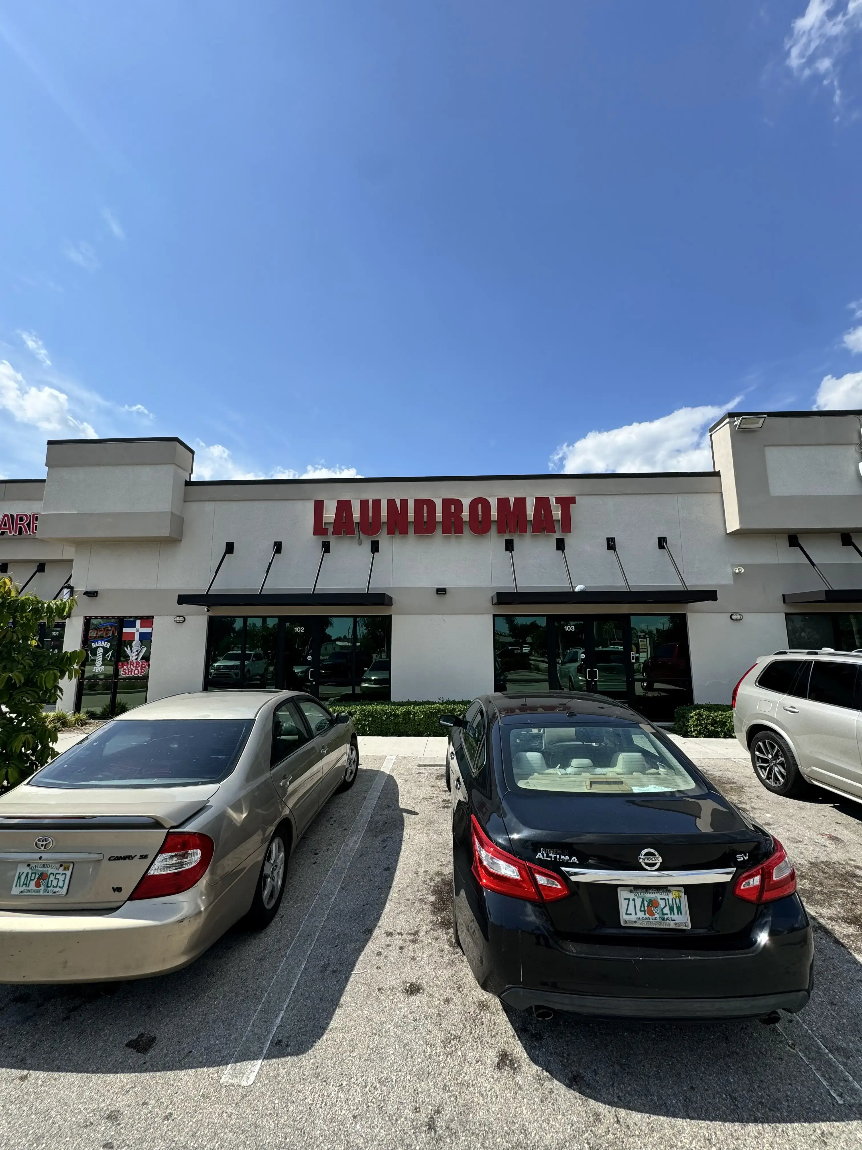 WasHouse Laundry MLK - Image 2