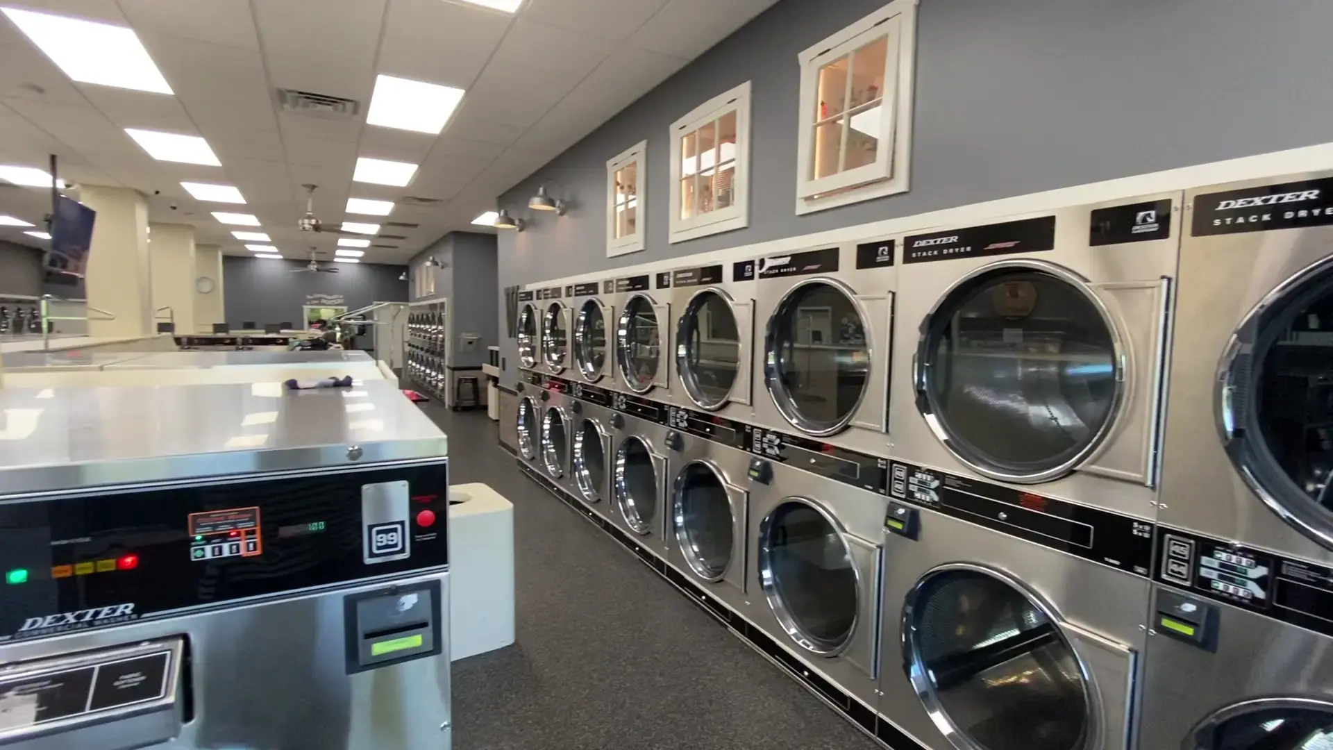 WashStop Laundry Center - Image 2