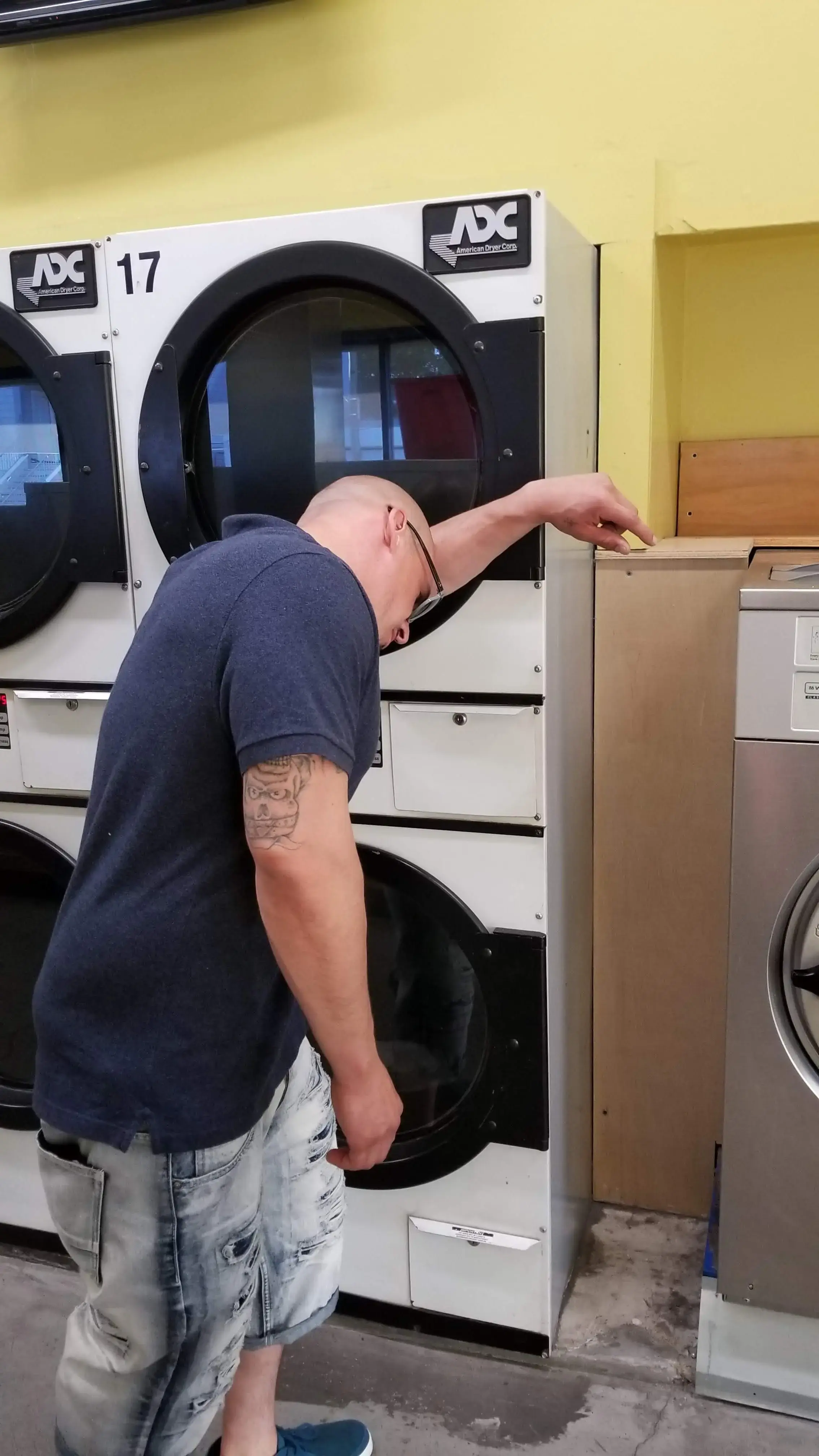 Washtime Coin Laundry - Image 8