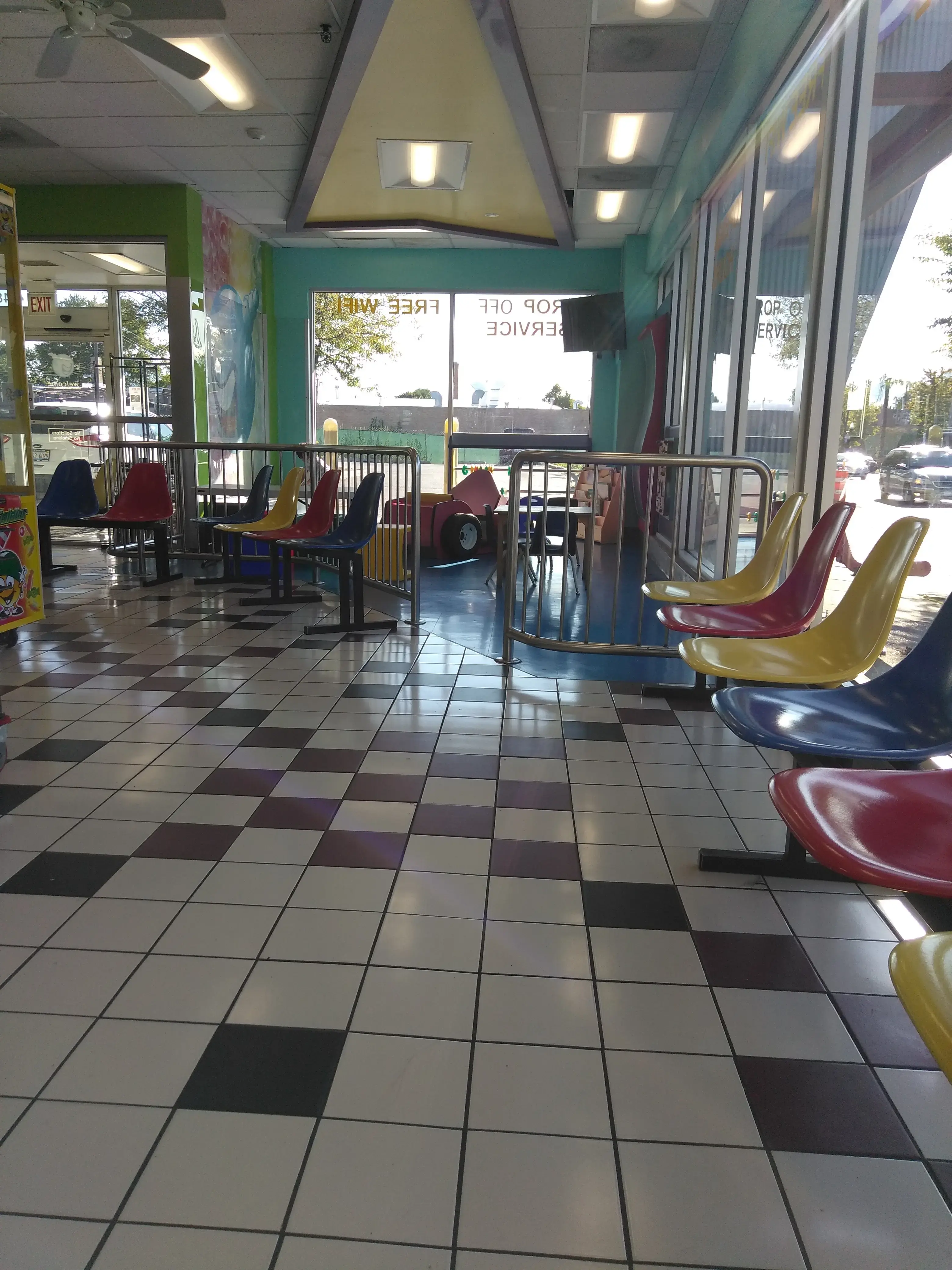 WashTime on Fullerton thumbnail 16