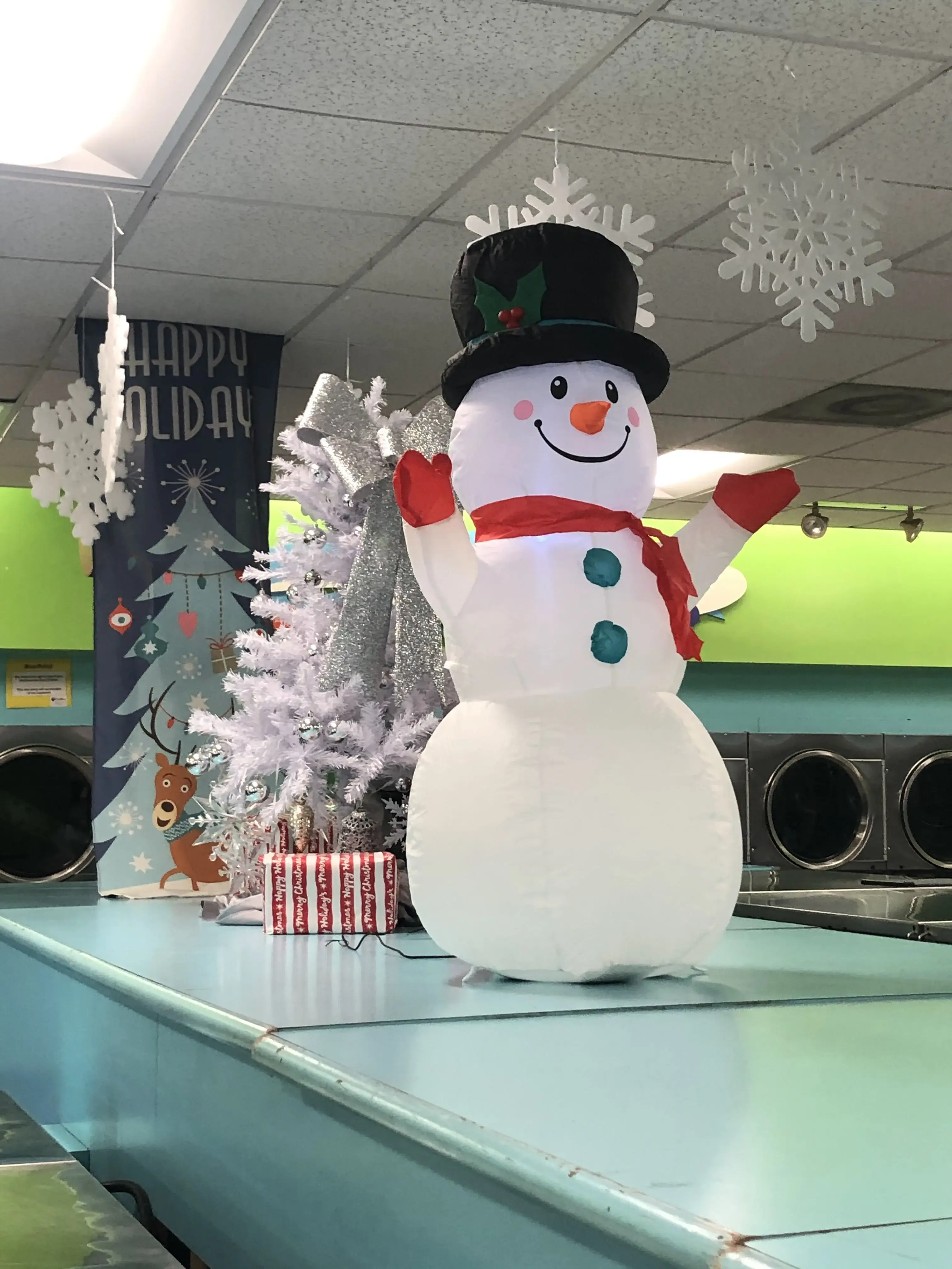 WashTime on Fullerton thumbnail 10