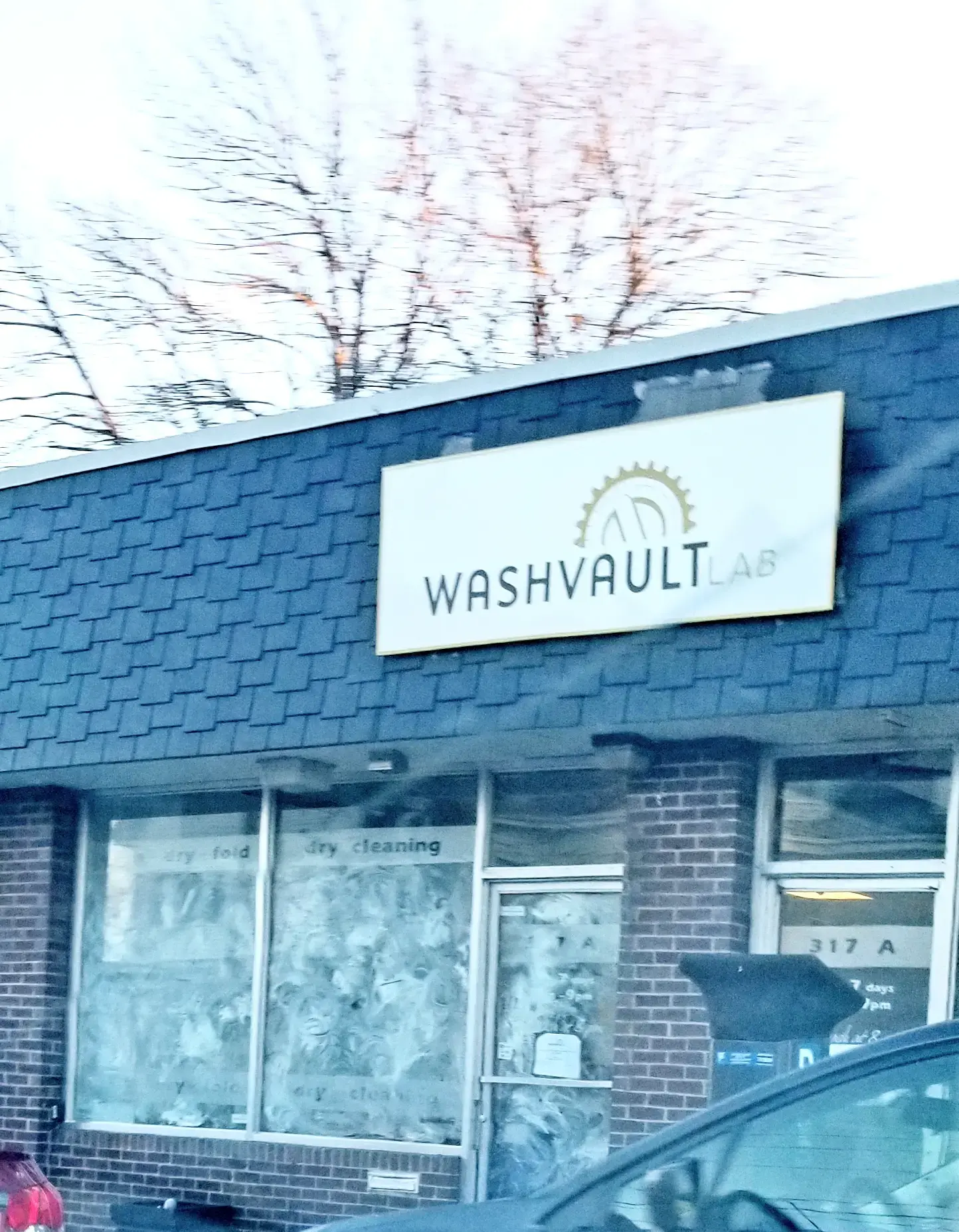 Washvault Laundry thumbnail 3