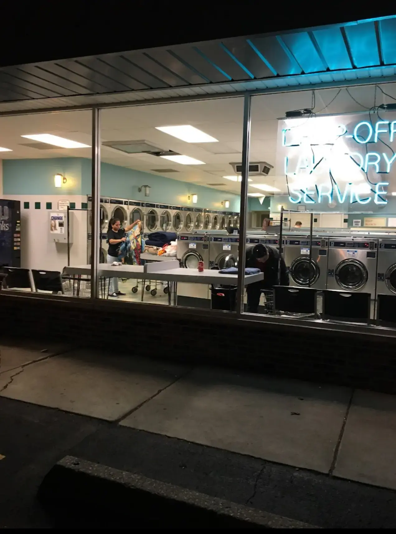 WashVilla Laundry - Image 2