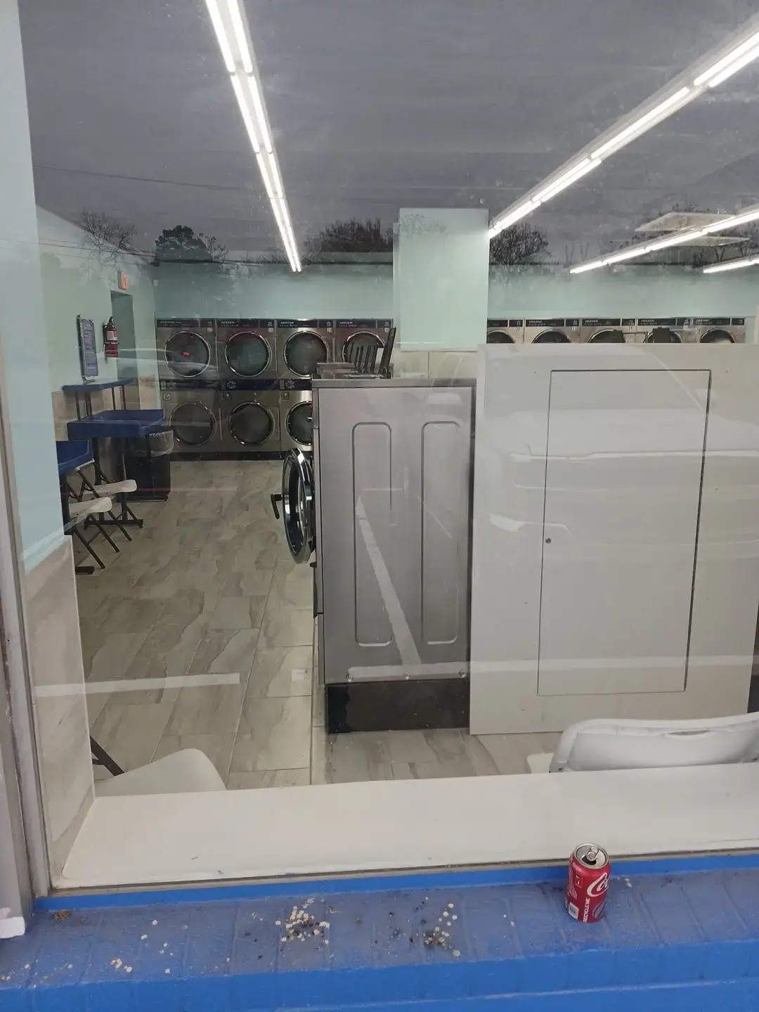 Washwell Laundromat - Image 4