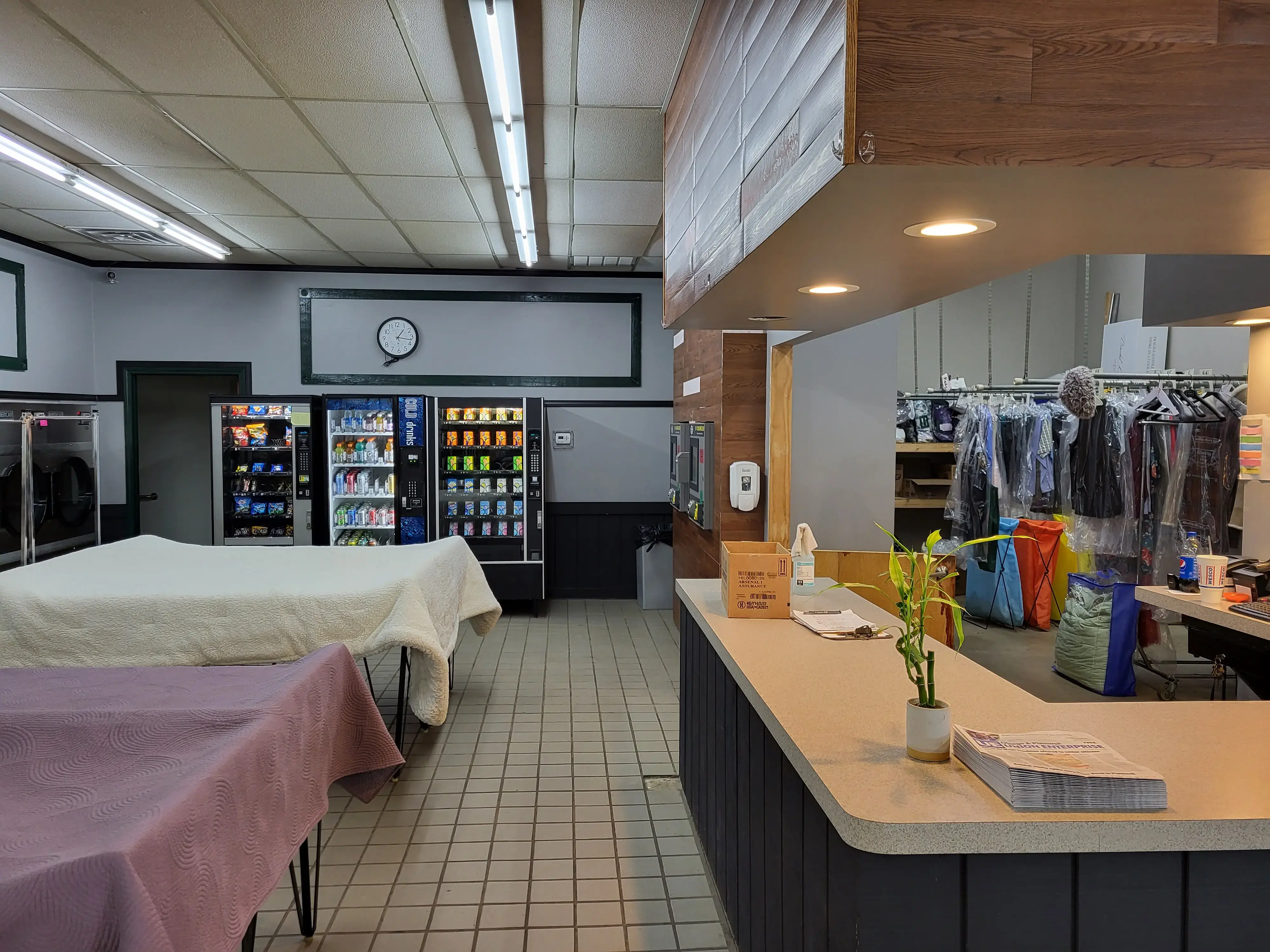 WashWell Laundry & Dry Cleaners thumbnail 28