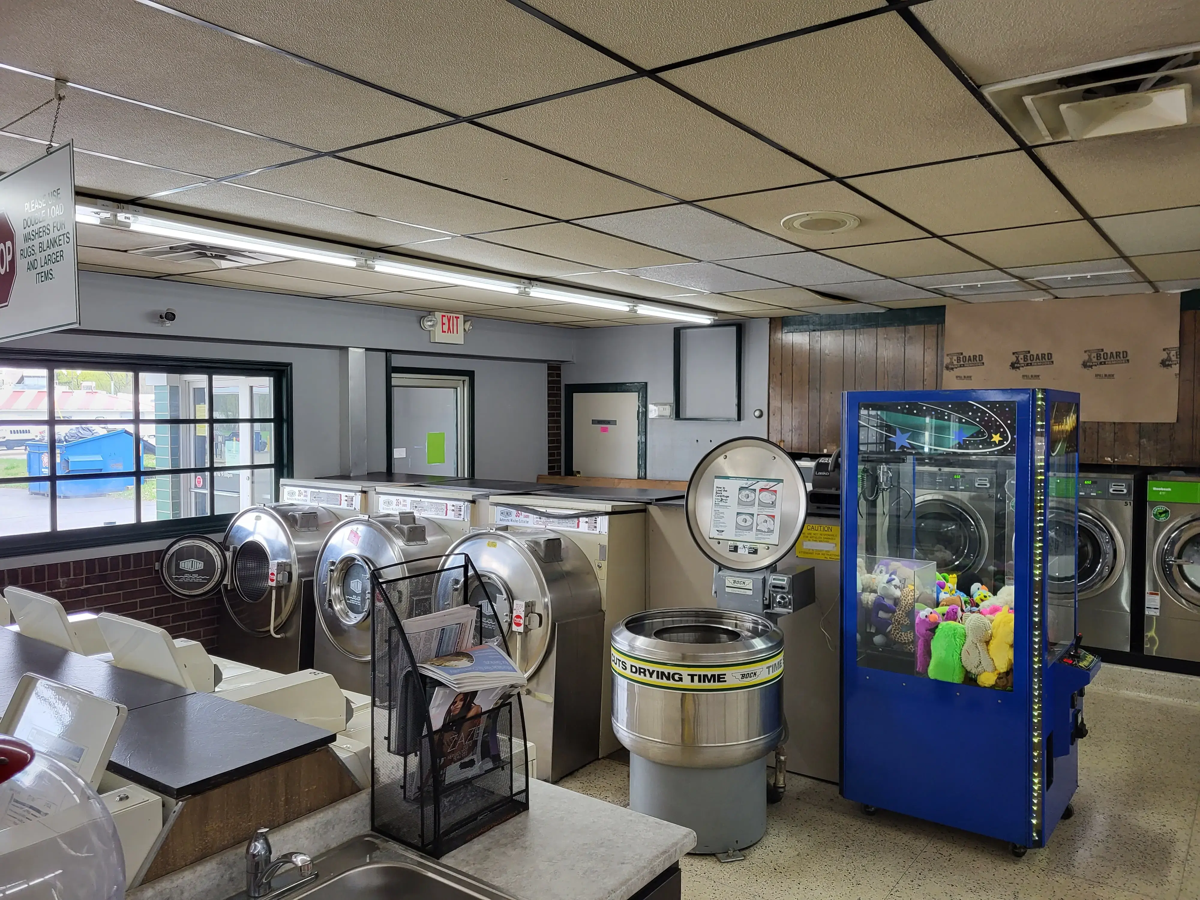 WashWell Laundry & Dry Cleaners - Image 38