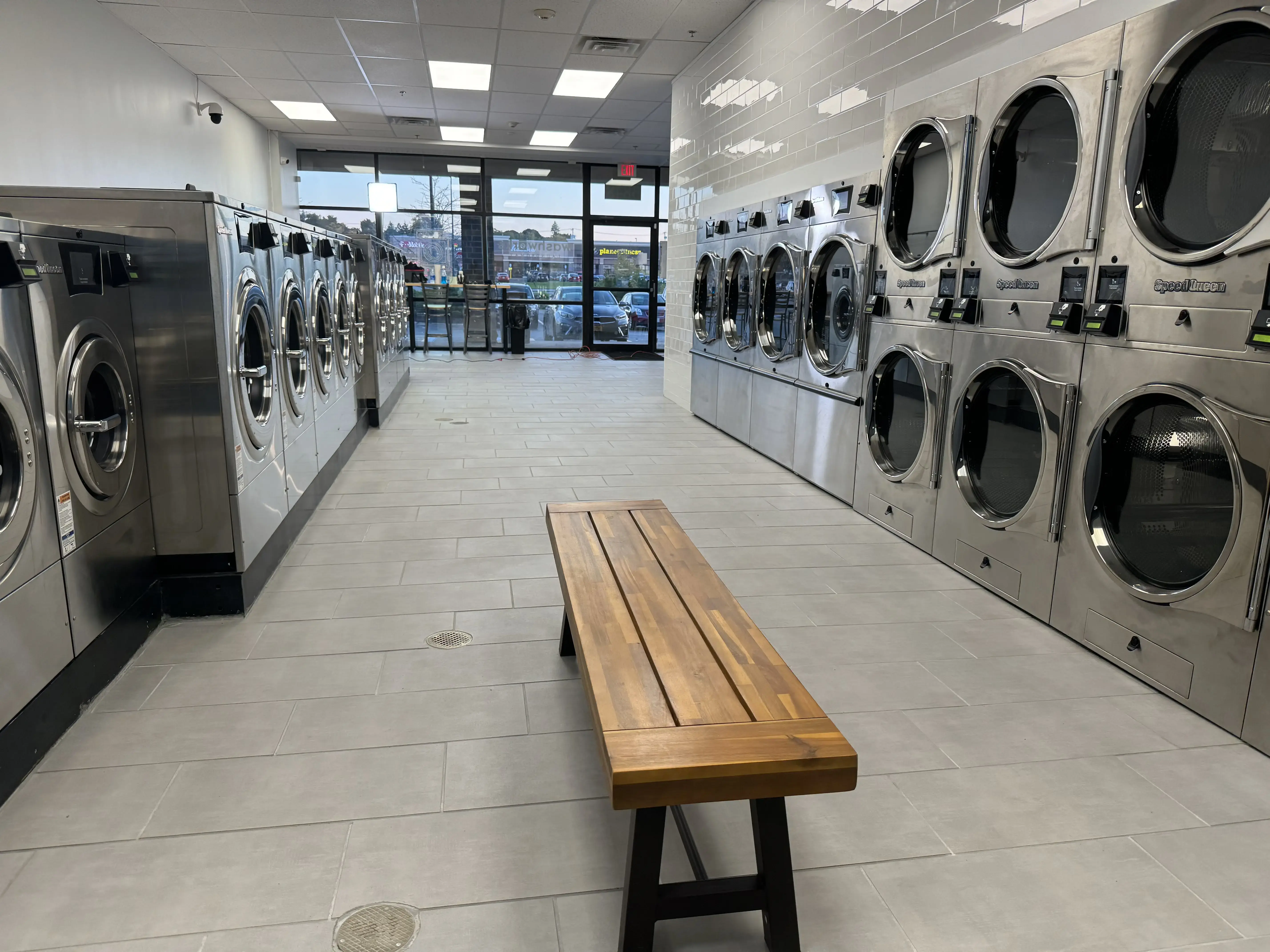 Washworks Laundromat - Image 10