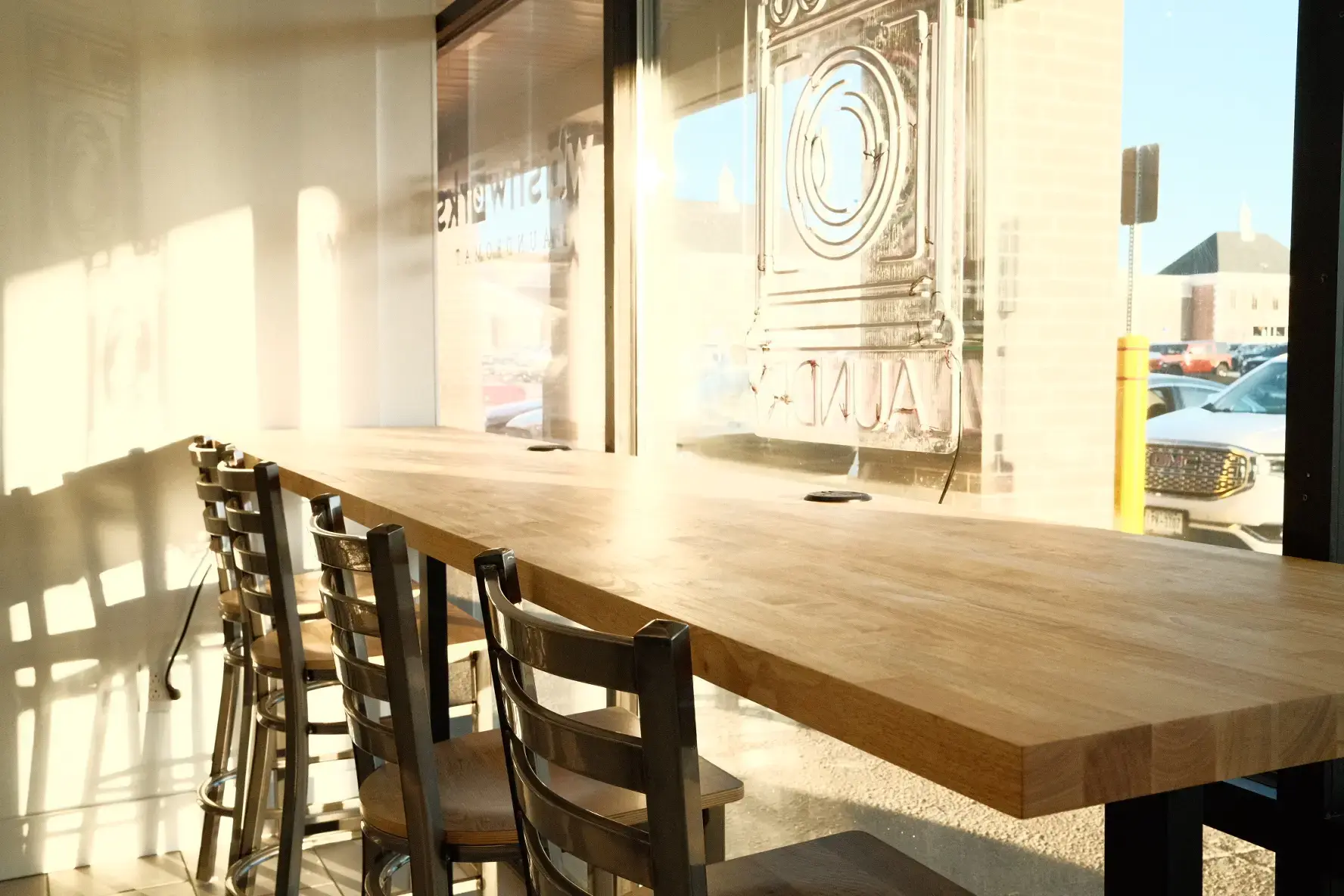 Washworks Laundromat - Image 6