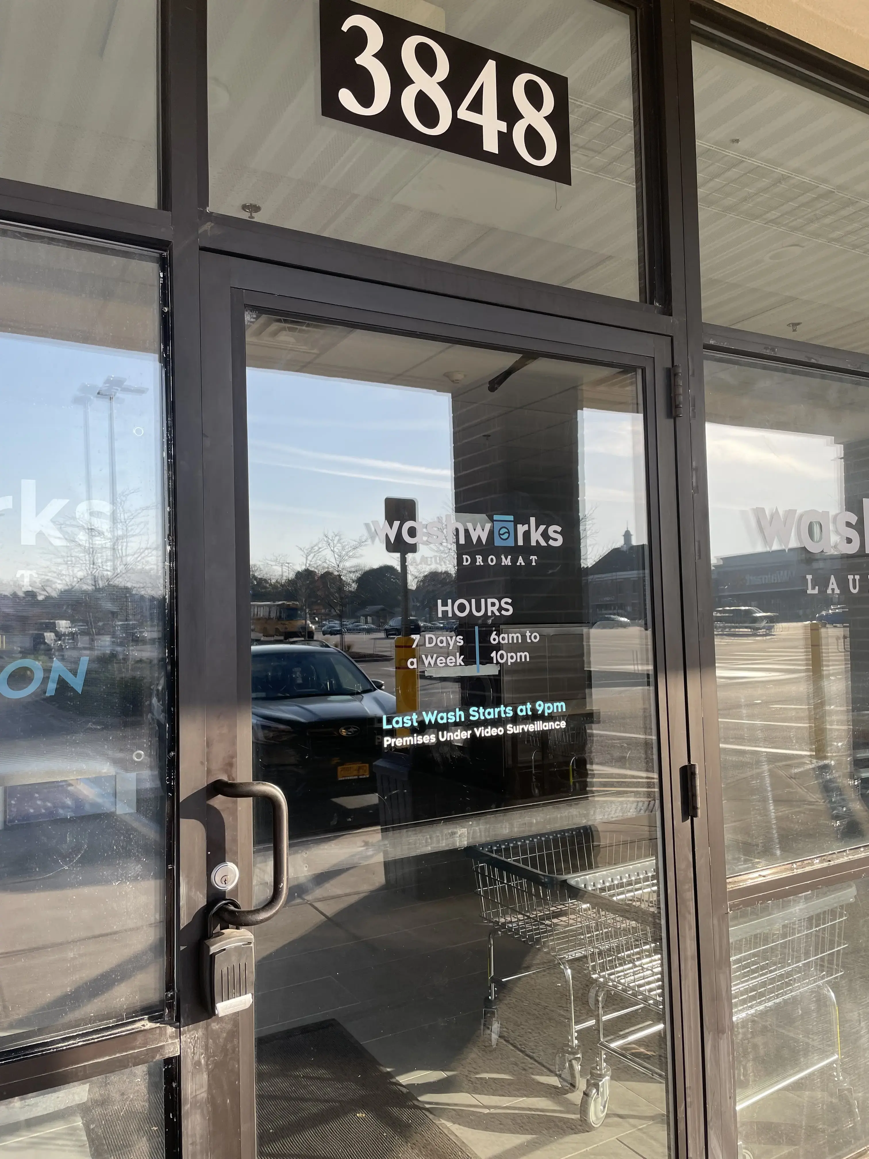 Washworks Laundromat - Image 4