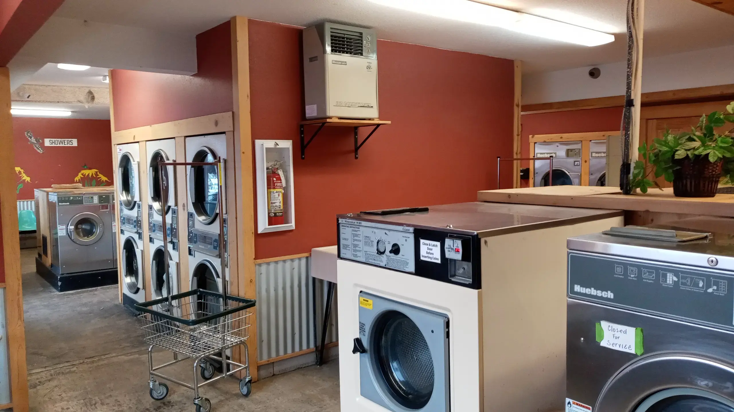 Washworks Showers & Laundry thumbnail 7