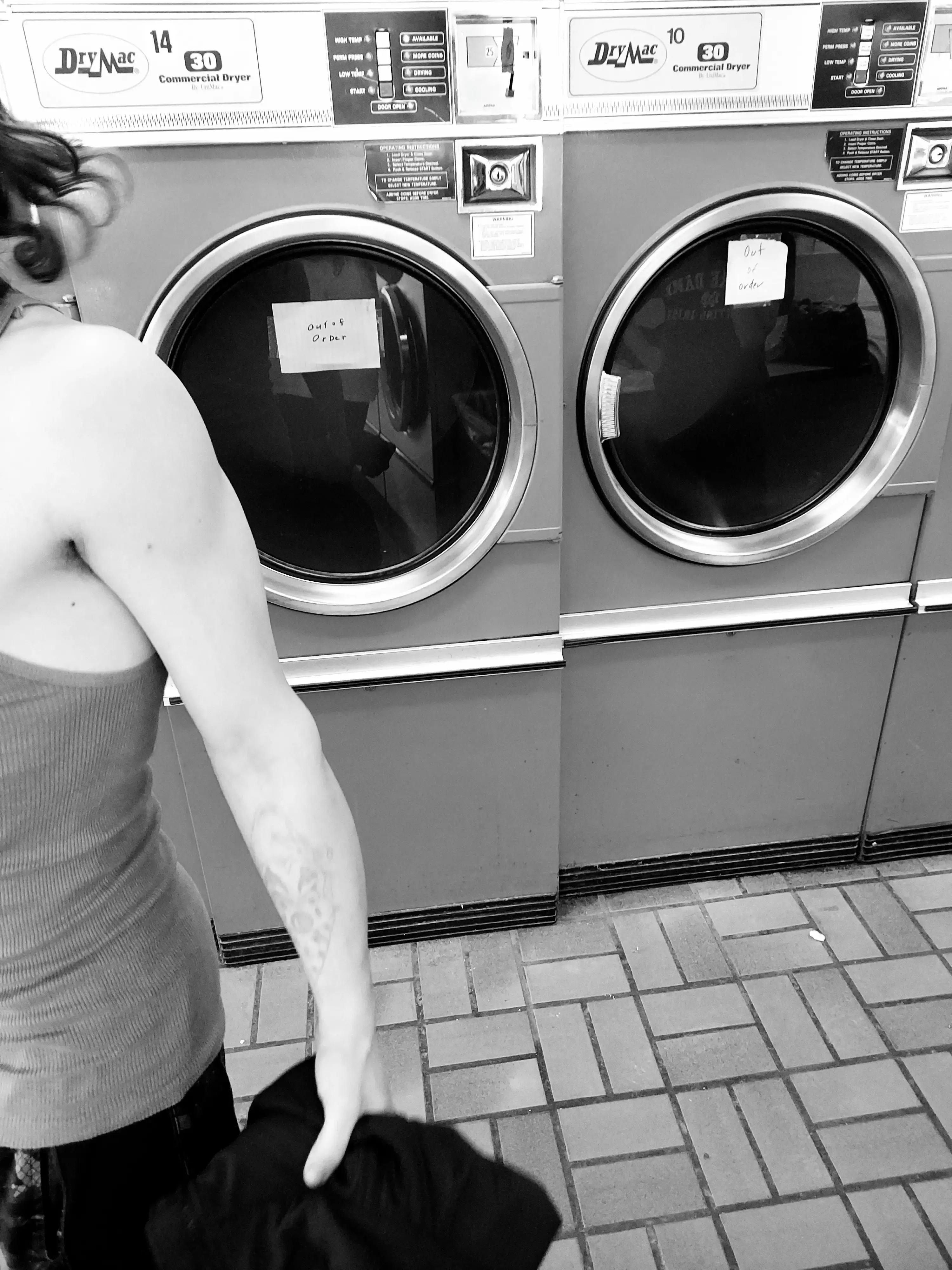 Water Works Coin Laundry thumbnail 7