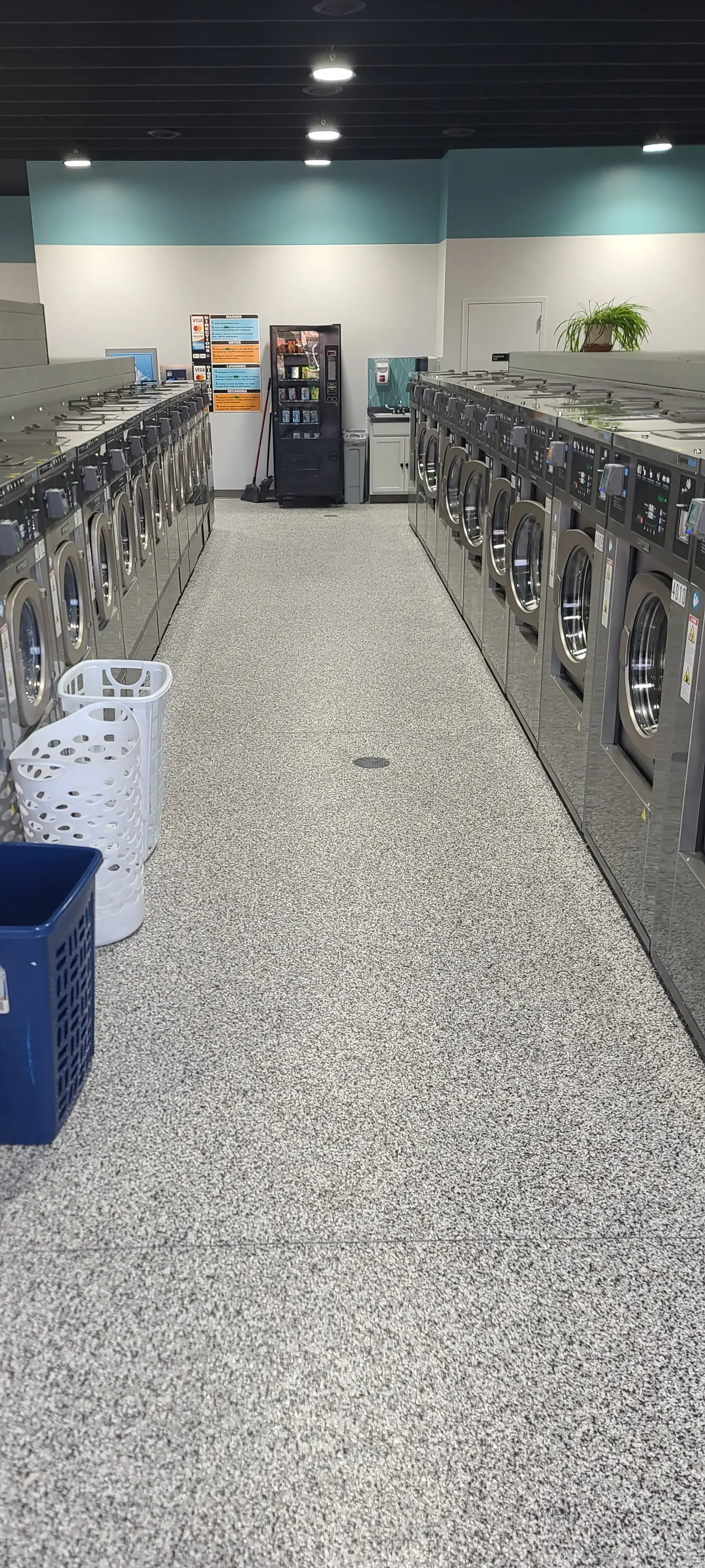 Water Works Coin Laundry thumbnail 12