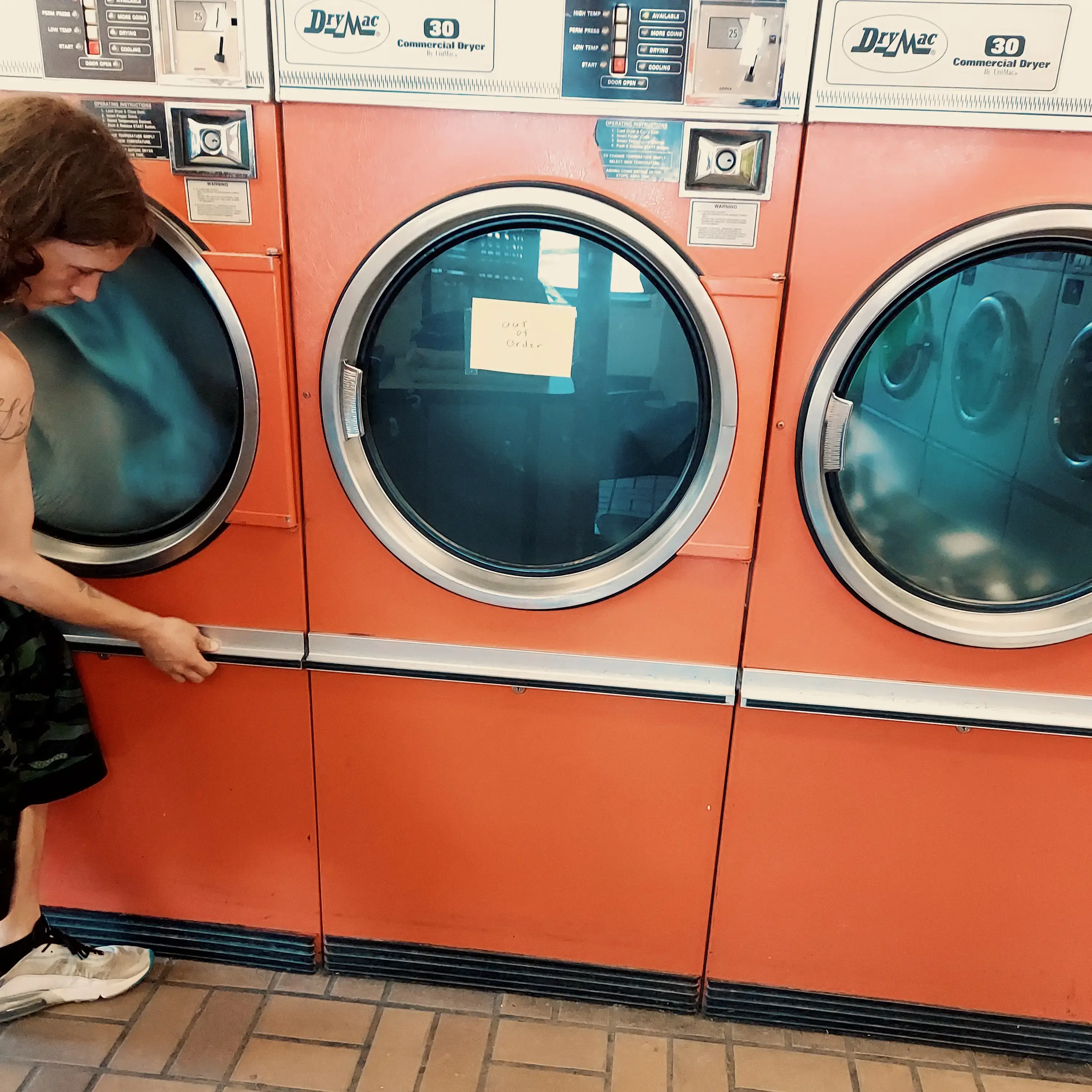 Water Works Coin Laundry - Image 20