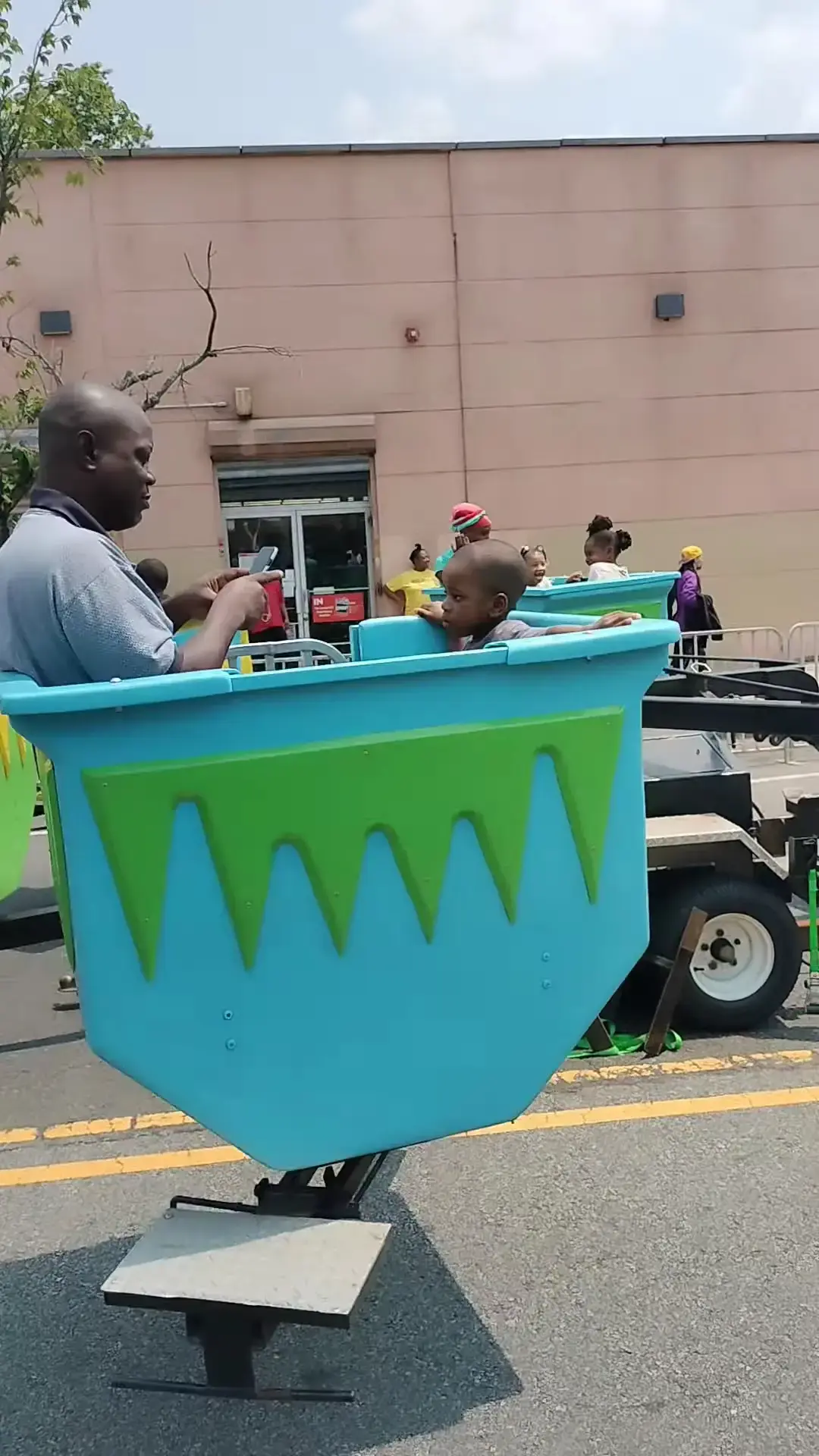 Water Works Laundromat thumbnail 8