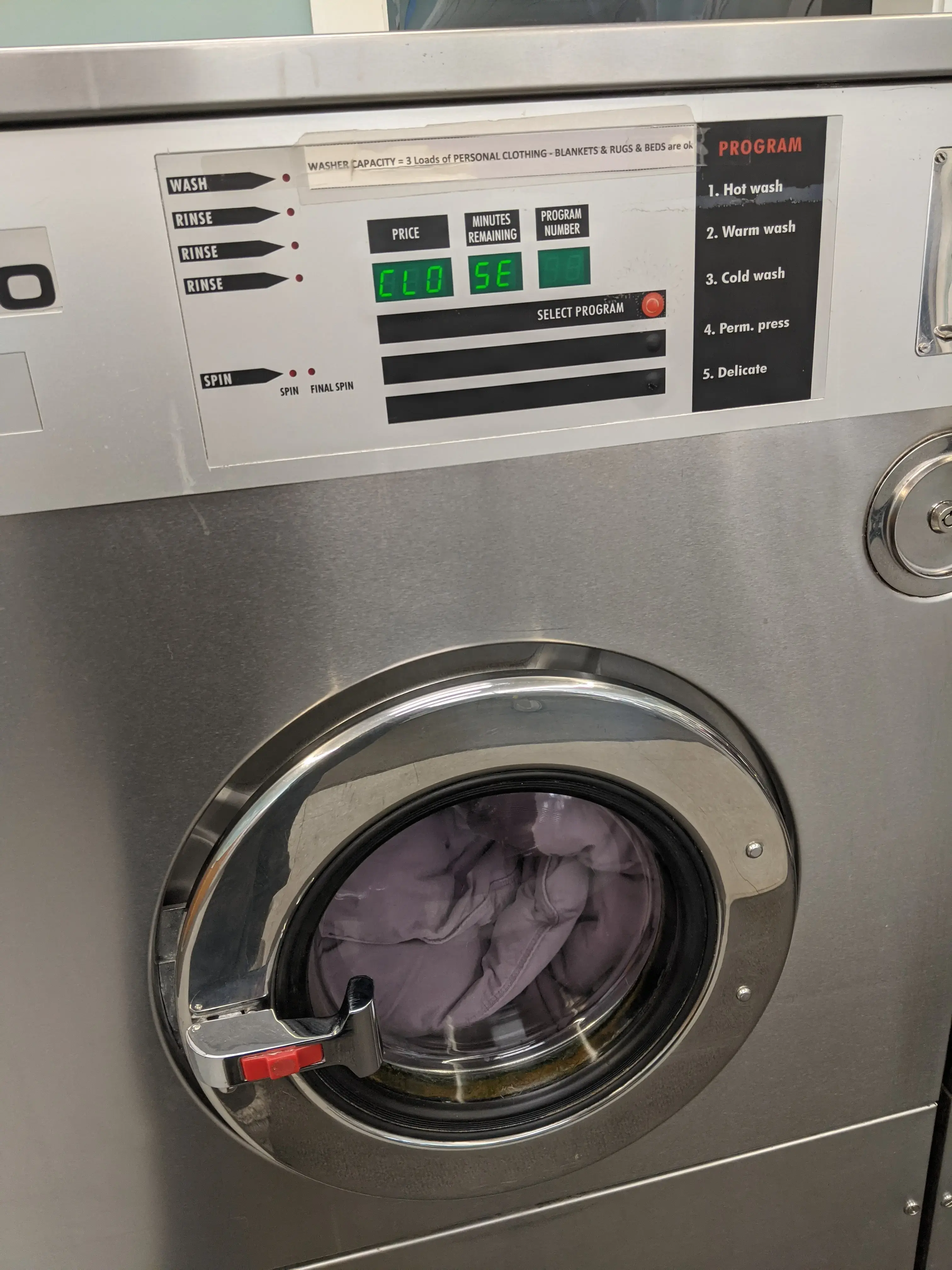 Waterbury Laundromat - Image 5