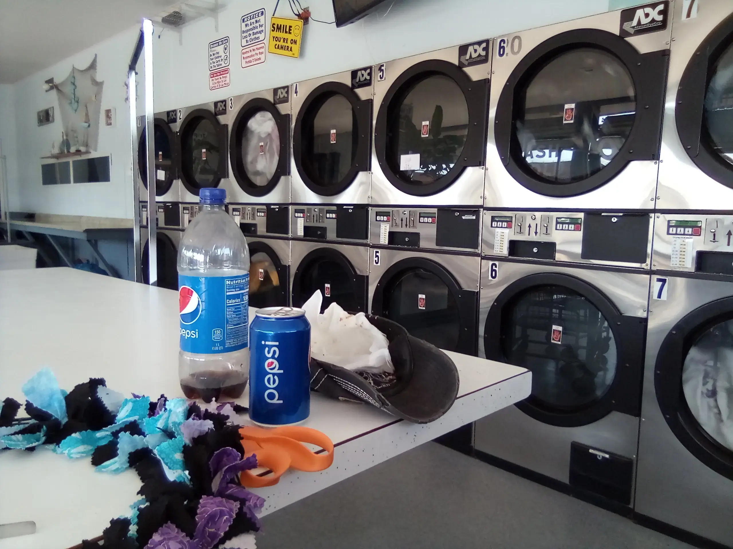 Waterfront Laundromat - Image 7