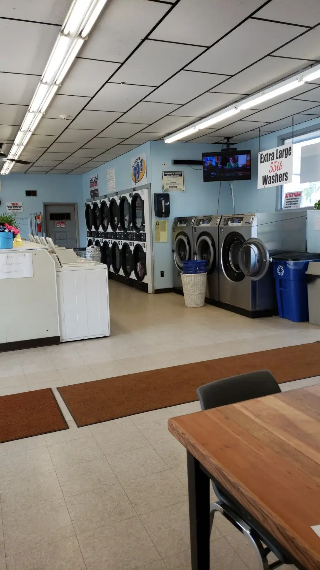 Waterloo Laundry Depot - Image 10