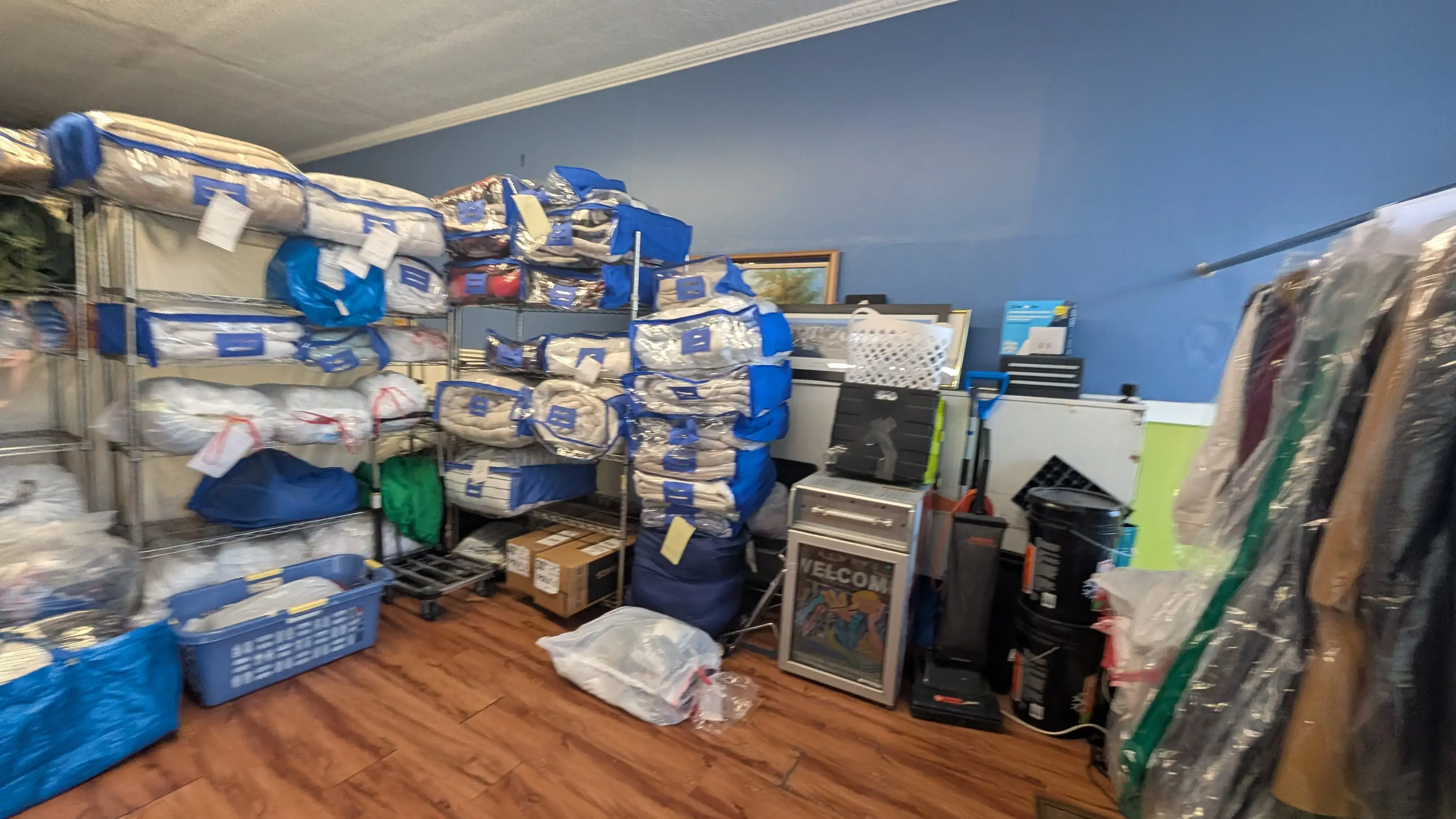 Watertown Laundromat and Dry Cleaning thumbnail 3