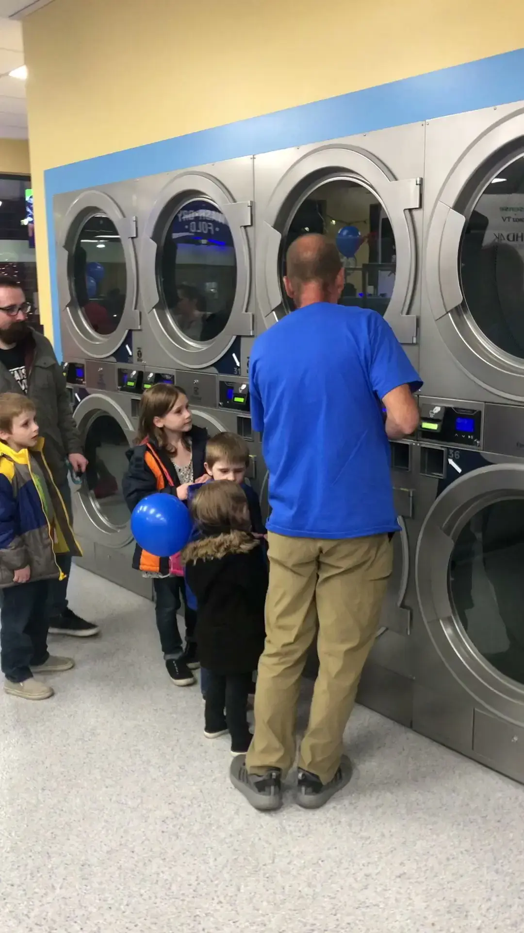 WaveMAX Laundromat Midvale, UT - Image 20