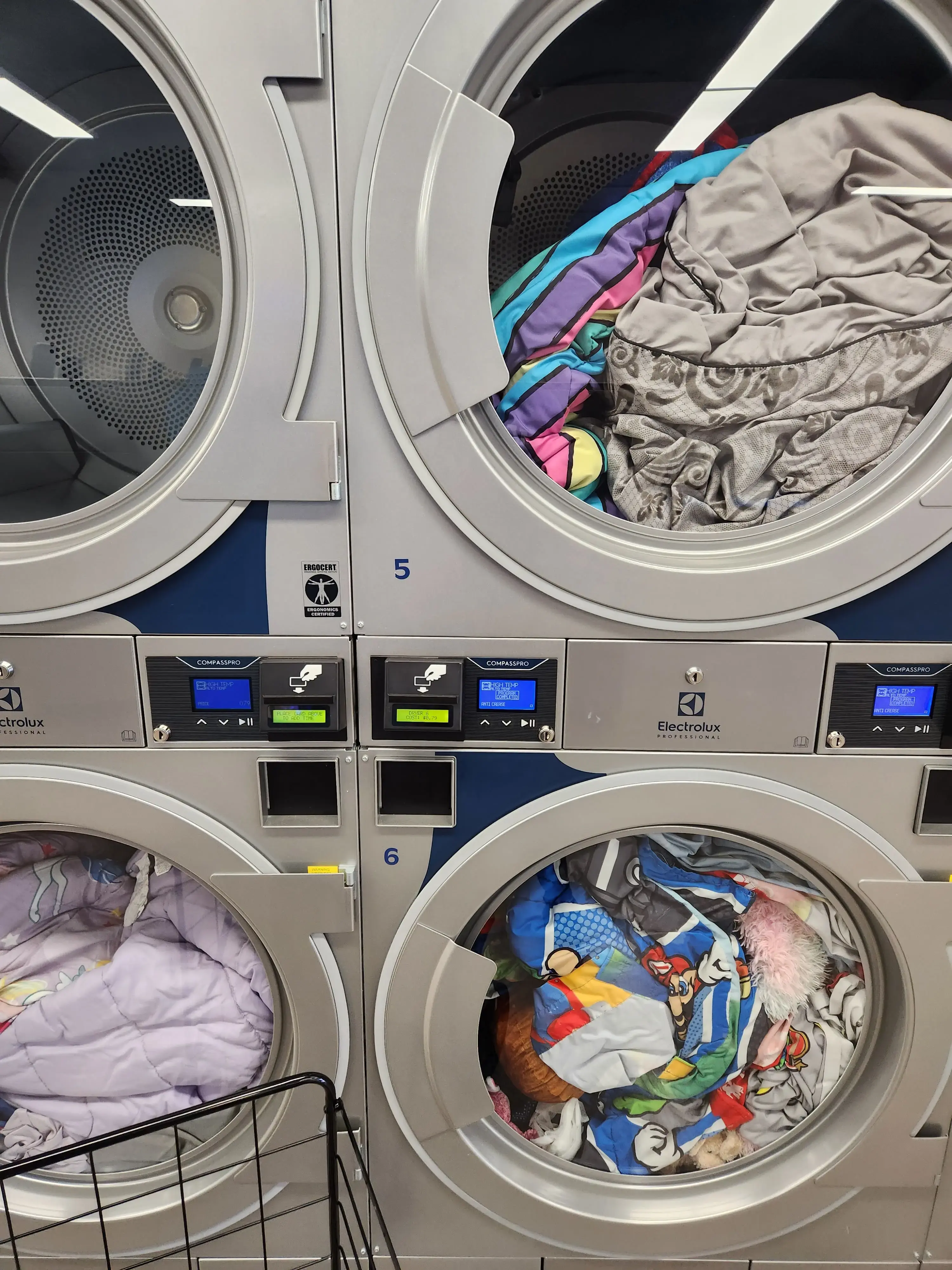 WaveMAX Laundry Aurora, CO - Image 9