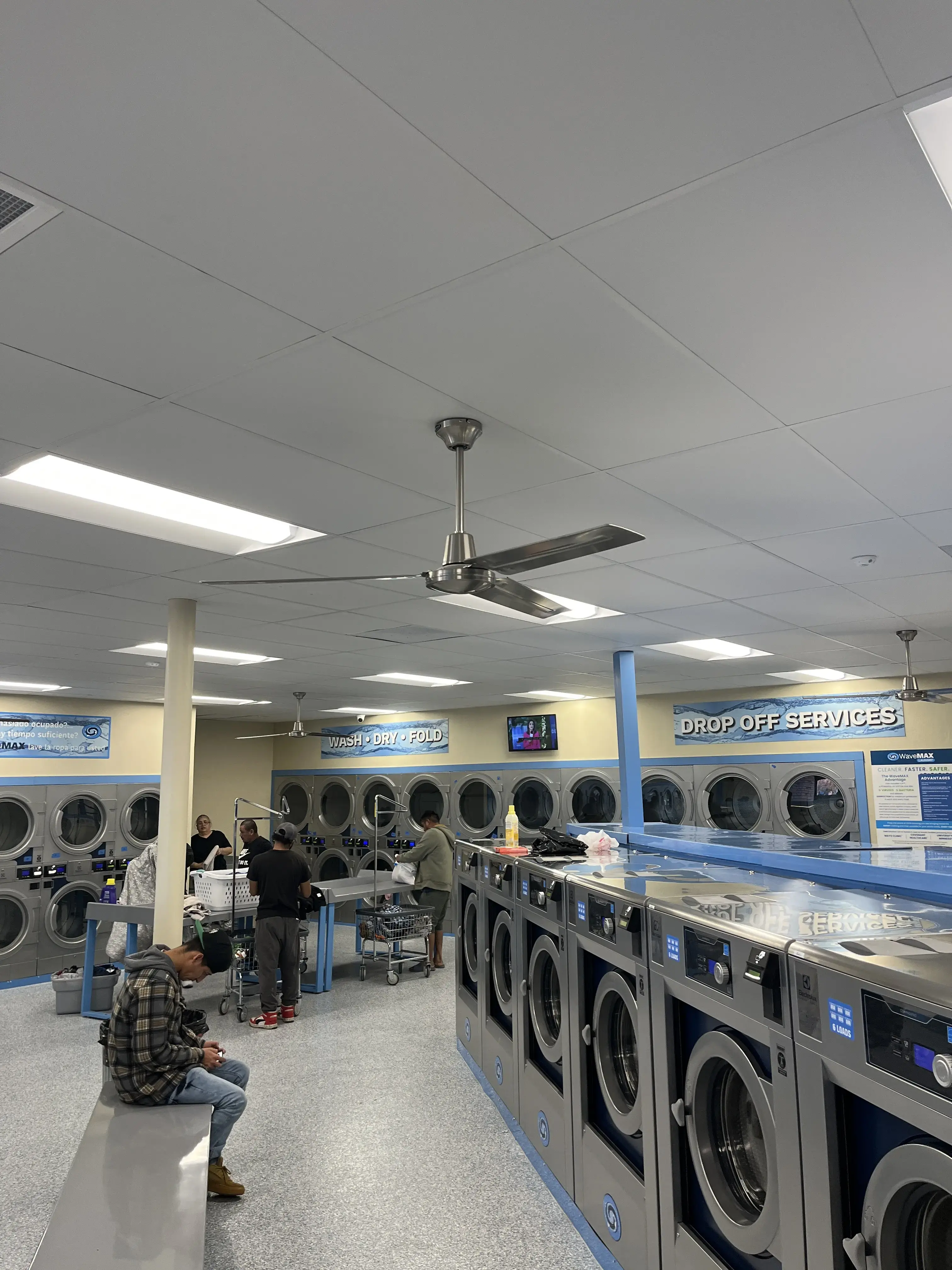WaveMAX Laundry - Image 11