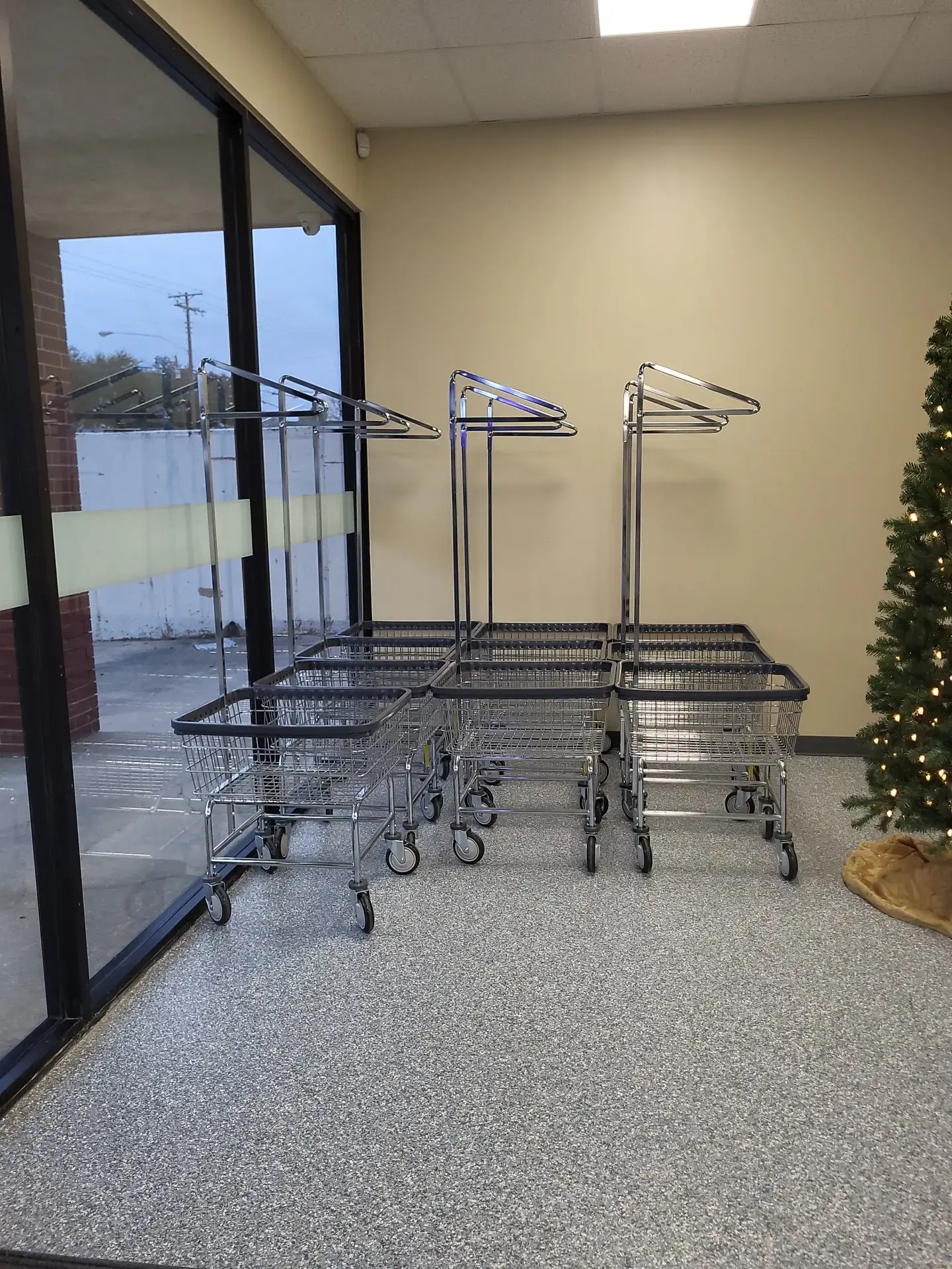 WaveMAX Laundry Bedford - Image 9